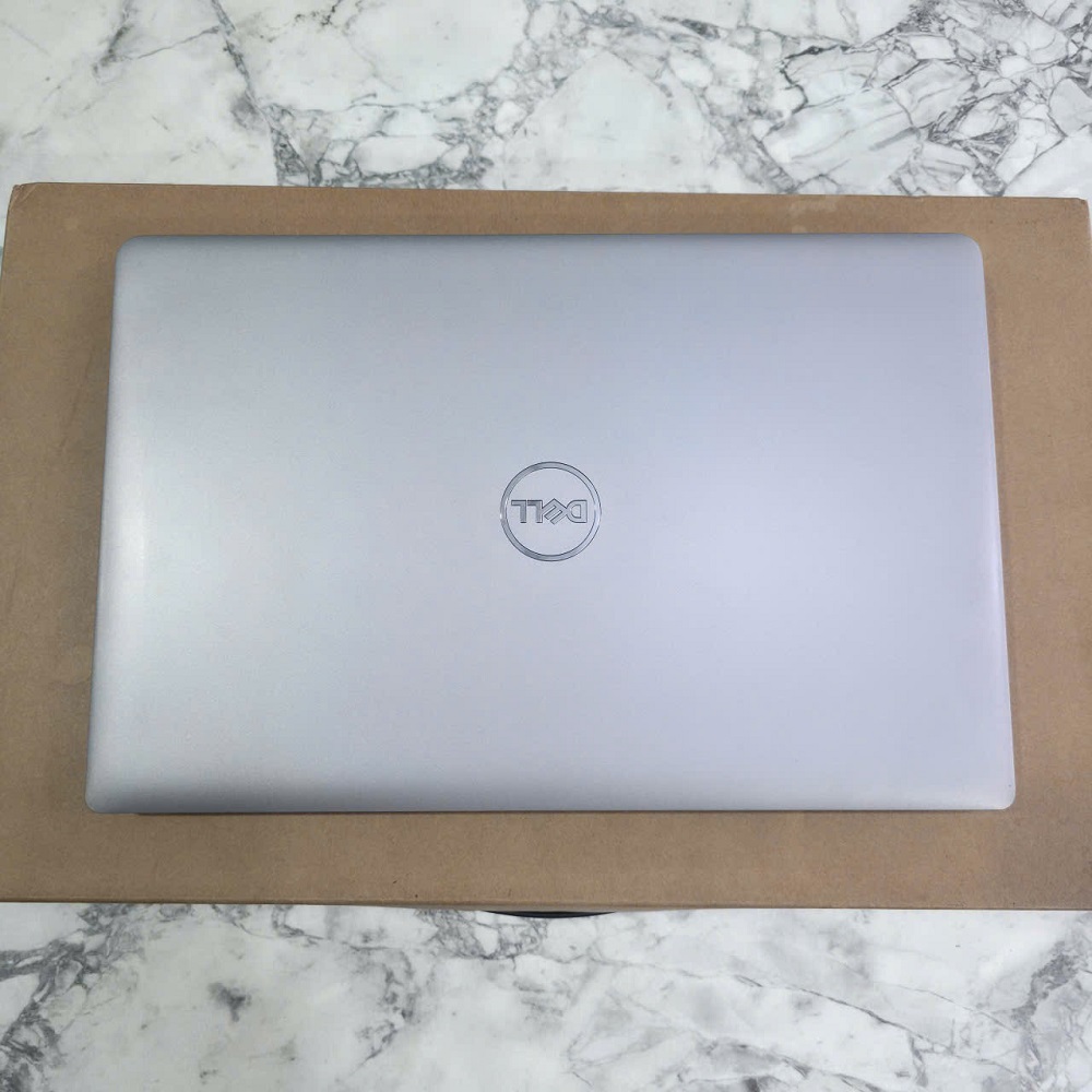 Dell Latitude 5550 CORE Ultra 5 125U RAM 16GB SSD 256GB MÀN HÌNH : 15.6 Inch FHD IPS