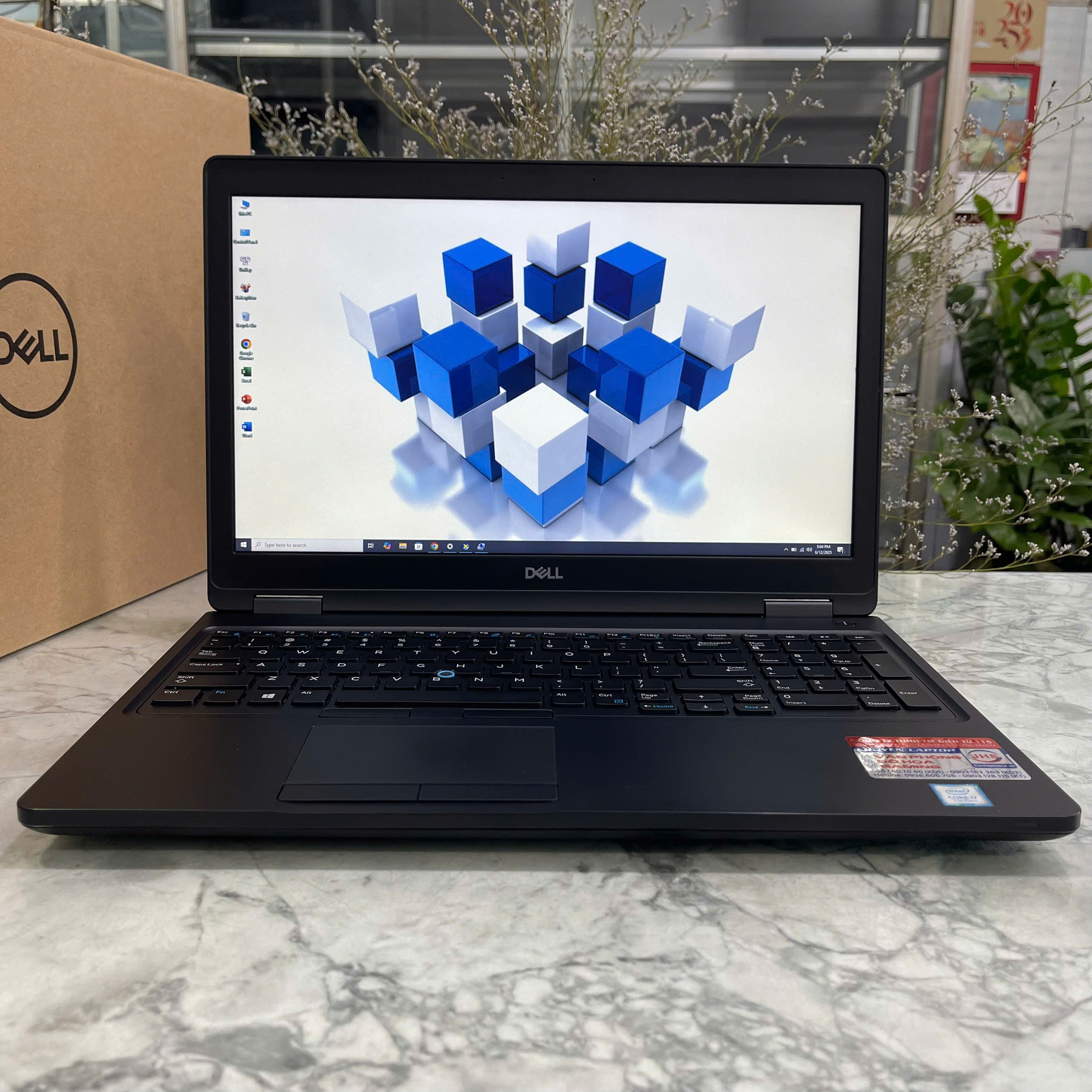 Dell Latitude 5590 Core I7-8650U Ram 8gb Ssd 256gb Card MX130 Màn Hình 15.6″ FULL HD IPS