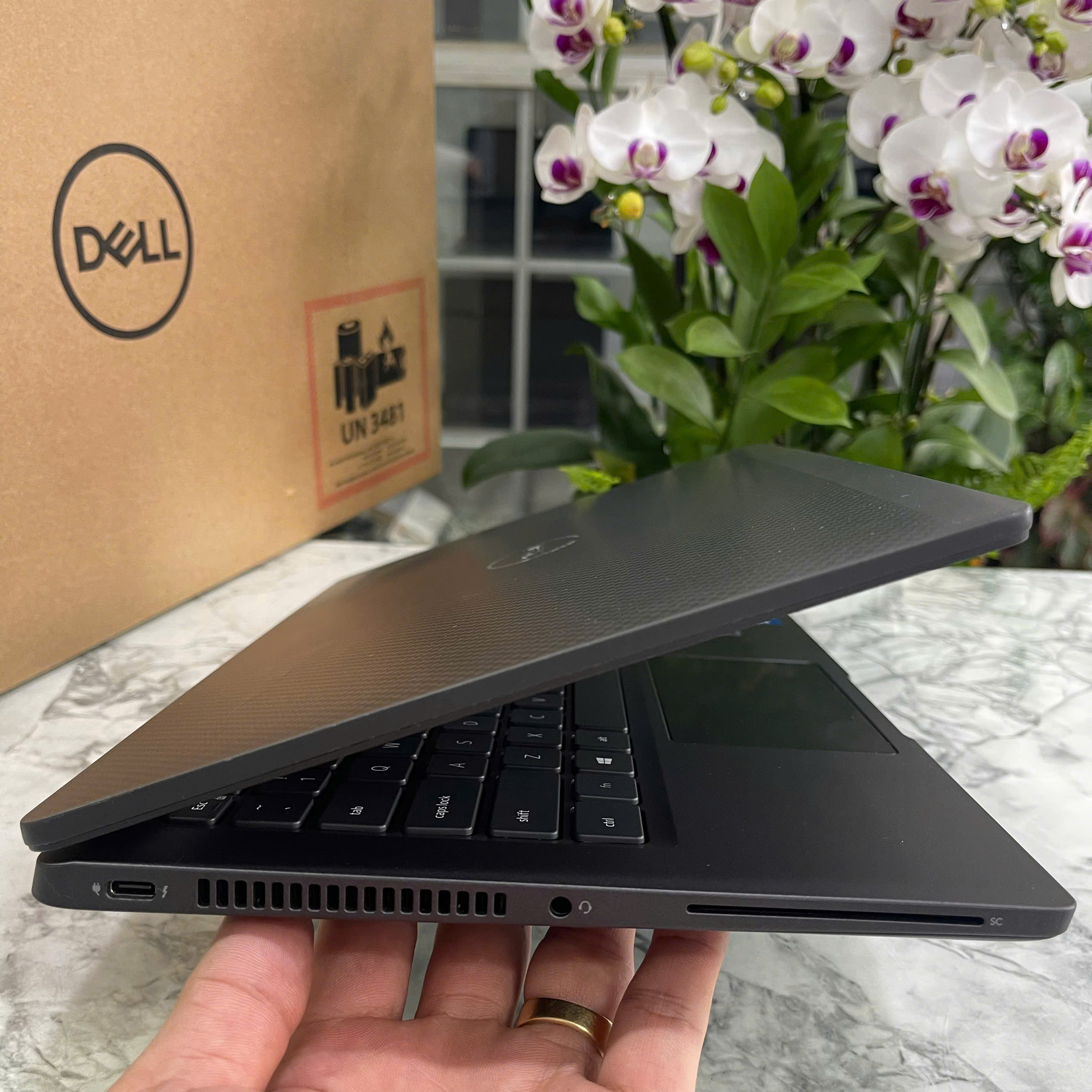 Dell Latitude 7320 Core™ I7-1185G7 RAM 16GB SSD 256GB Màn Hình 13.3Inch IPS FHD