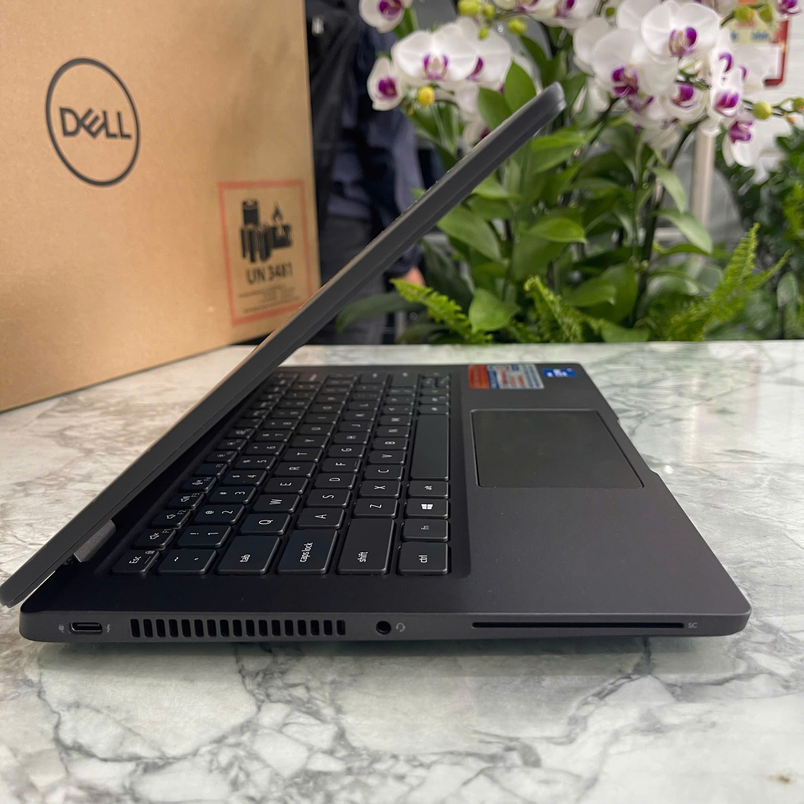 Dell Latitude 7320 Core™ I7-1185G7 RAM 16GB SSD 256GB Màn Hình 13.3Inch IPS FHD