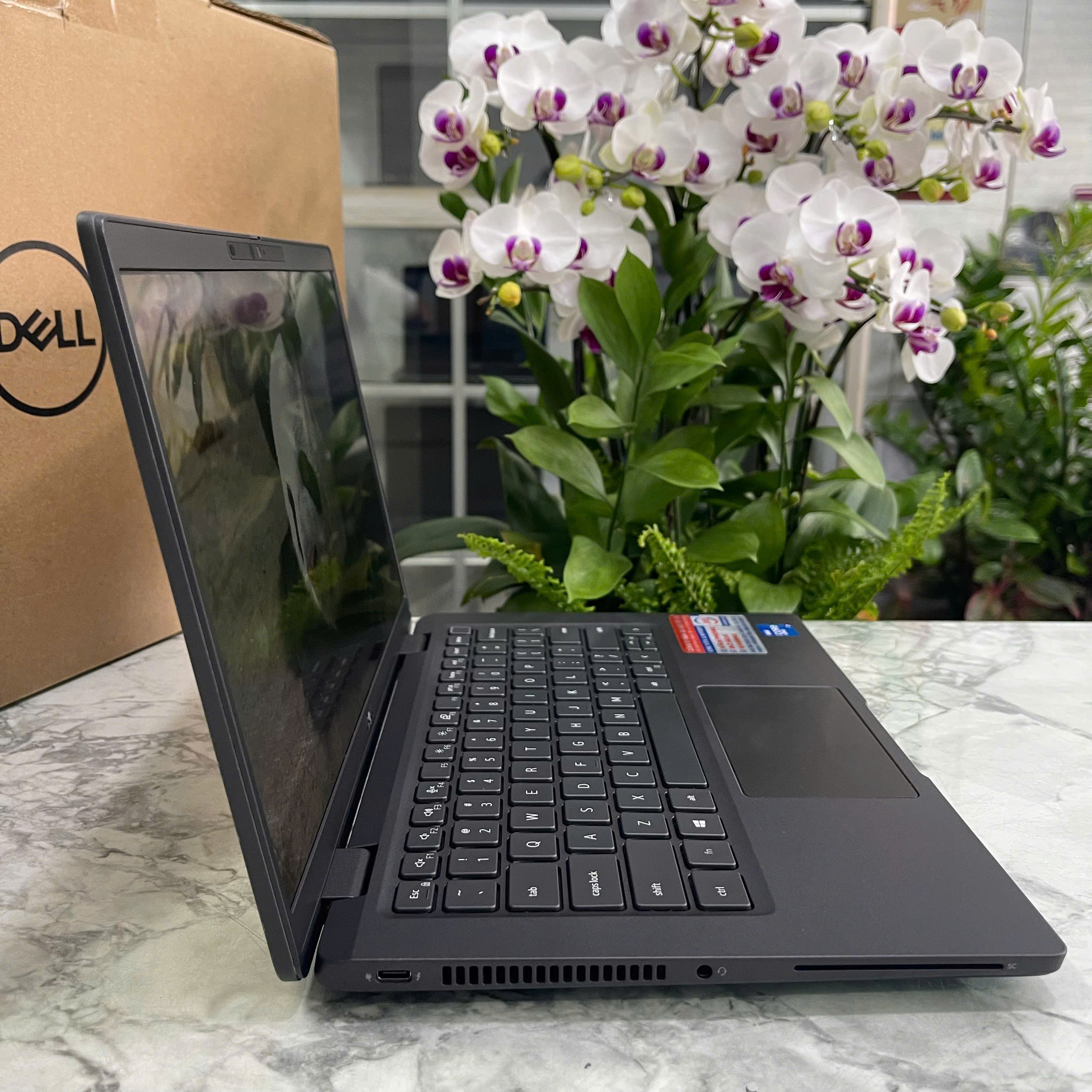 Dell Latitude 7320 Core™ I7-1185G7 RAM 16GB SSD 256GB Màn Hình 13.3Inch IPS FHD