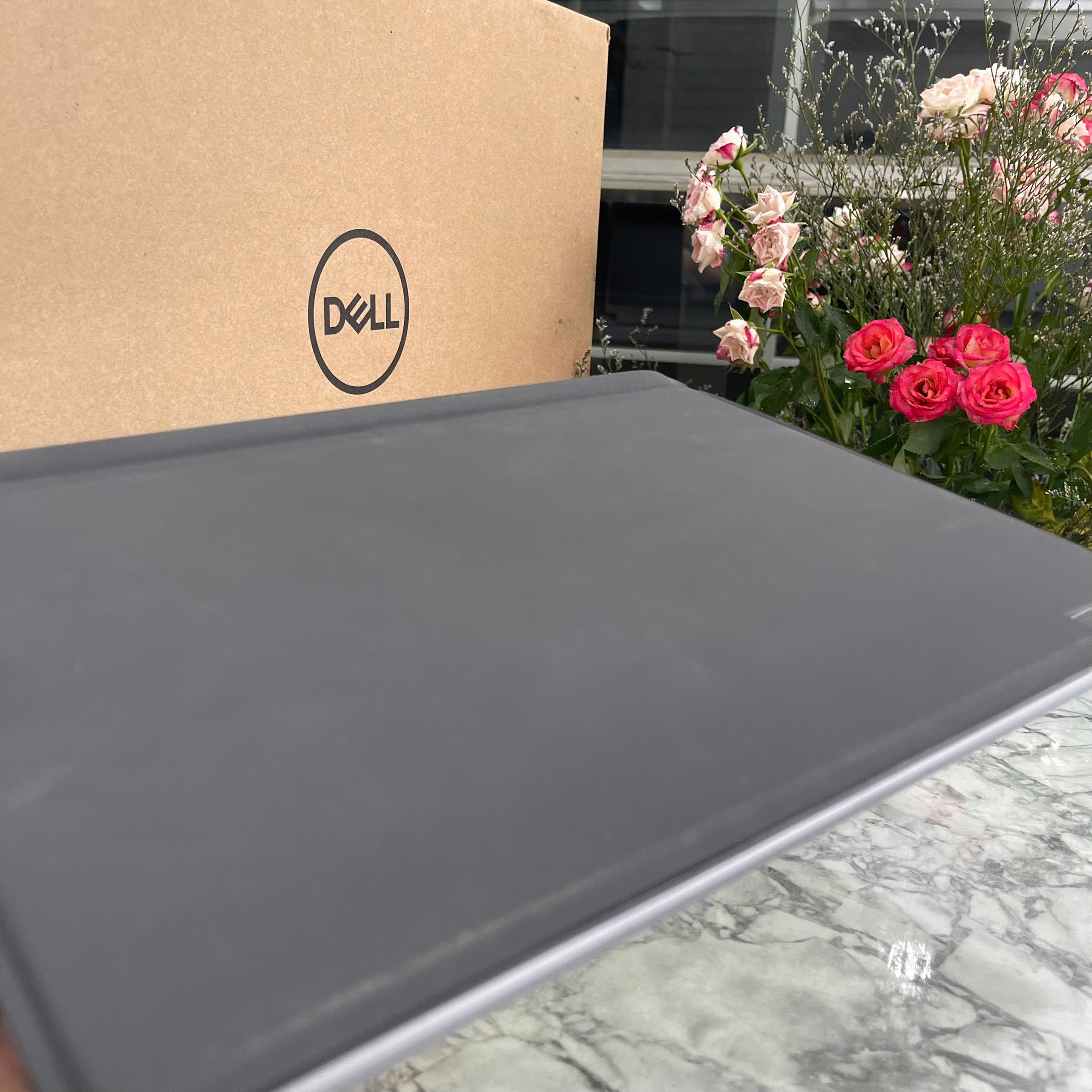 Dell Latitude 7320 Detachable Core I7-1180G7 Ram 16GB Ssd 512GB Màn hình : 13″ FHD+ Touch, 500 nits