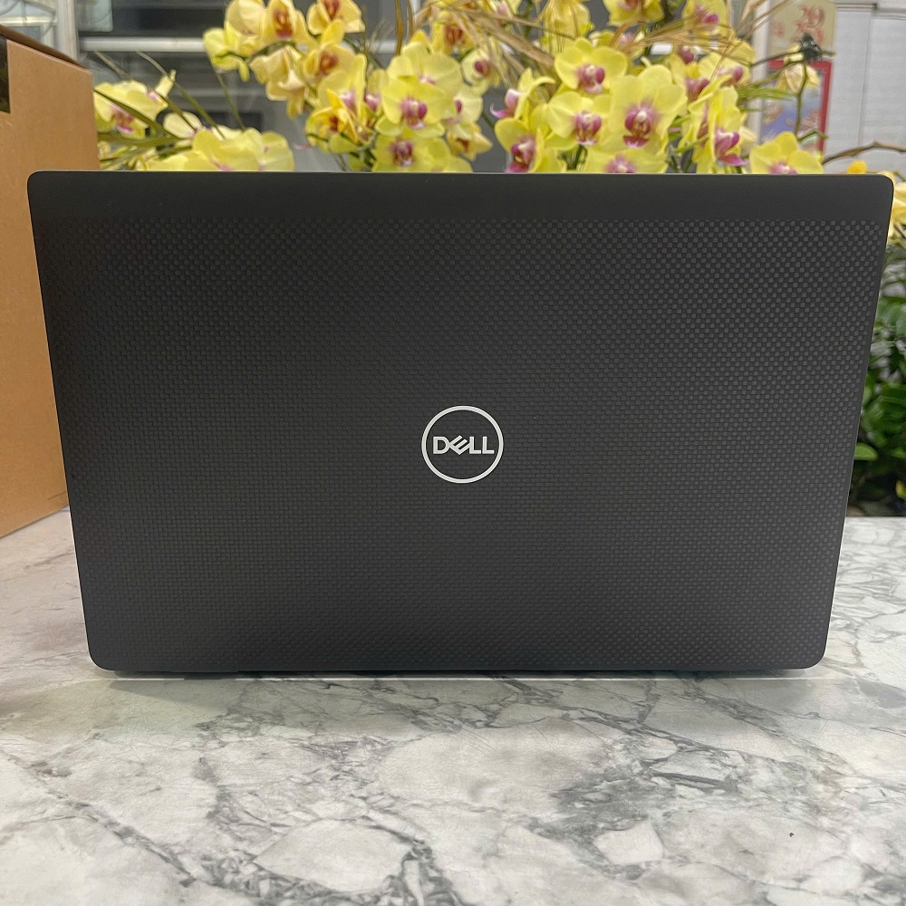 Dell Latitude 7330 CORE I7-1265U  RAM 16GB  SSD 256GB MÀN HÌNH : 13.3 Inch FHD IPS