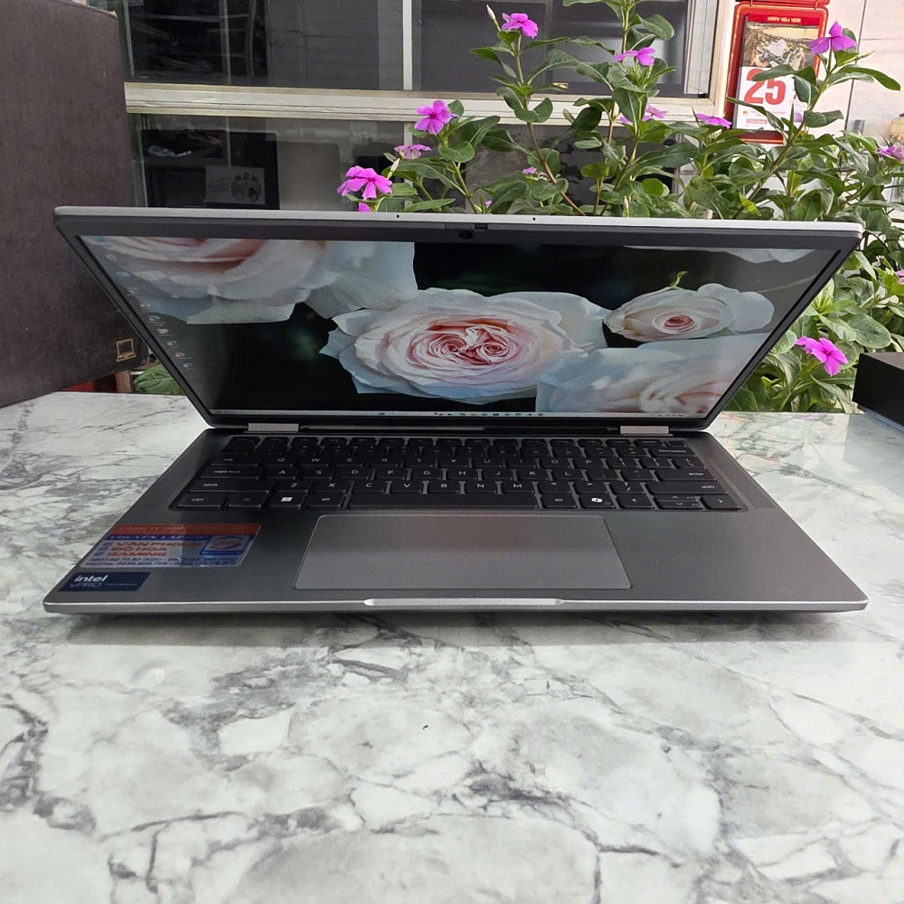 Dell Latitude 7350 Vỏ Nhôm Nguyên Khối Ultra 7 165U RAM 16GB SSD 512GB MÀN HÌNH : 13.3" FHD+