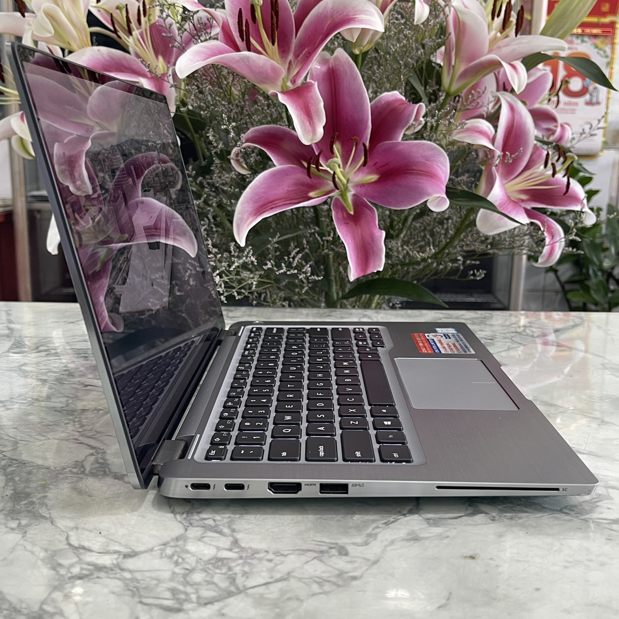 Dell Latitude 7400  Vỏ Nhôm Nguyên Khối Core I7-8665U Ram 16Gb Ssd 256Gb Màn Hình 14″ Fhd 