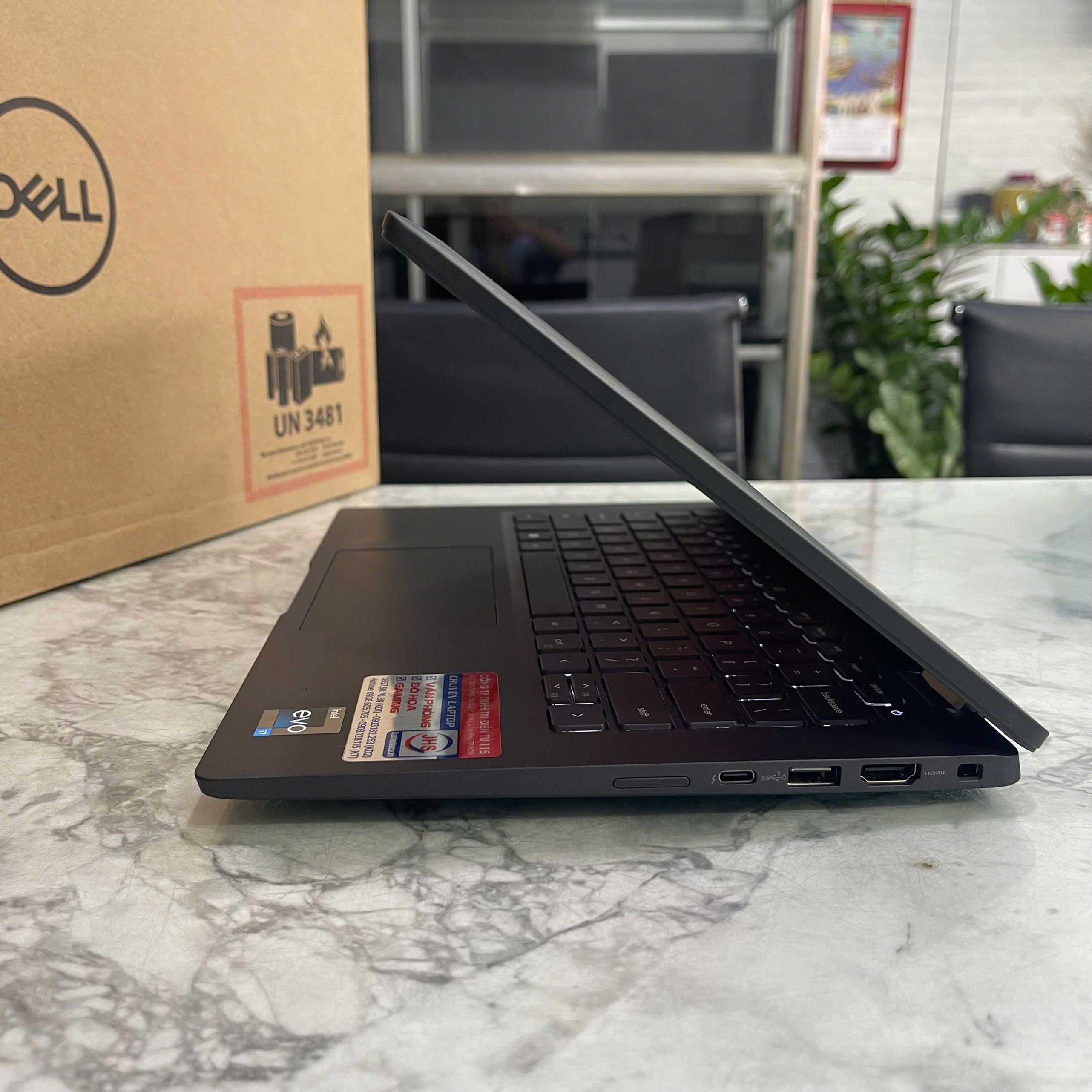 Dell Latitude 7430 2-In-1 Core I7-1255U Ram 16GB Ssd 512GB Màn Hình 14.0″ Inch IPS FullHD Ips Touch Xoay Gập 360