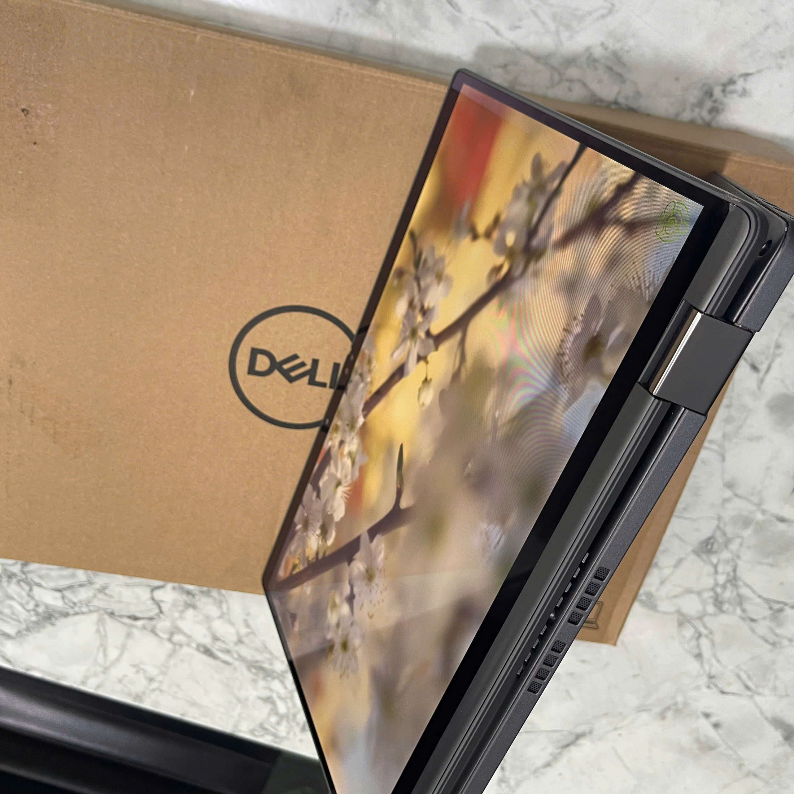 Dell Latitude 7430 2-In-1 Core I7-1255U Ram 16GB Ssd 512GB Màn Hình 14.0″ Inch IPS FullHD Ips Touch Xoay Gập 360
