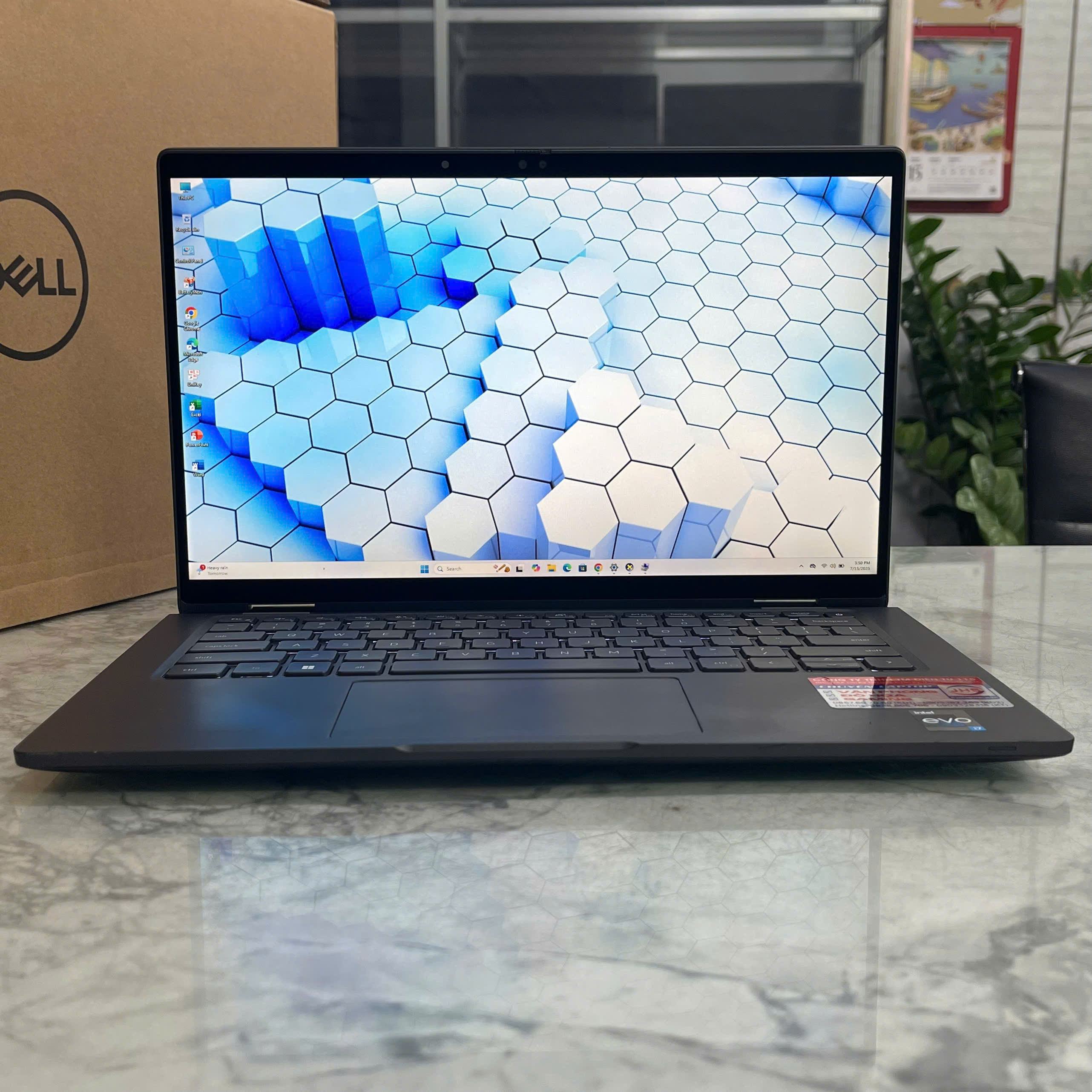 Dell Latitude 7430 2-In-1 Core I7-1255U Ram 16GB Ssd 512GB Màn Hình 14.0″ Inch IPS FullHD Ips Touch Xoay Gập 360
