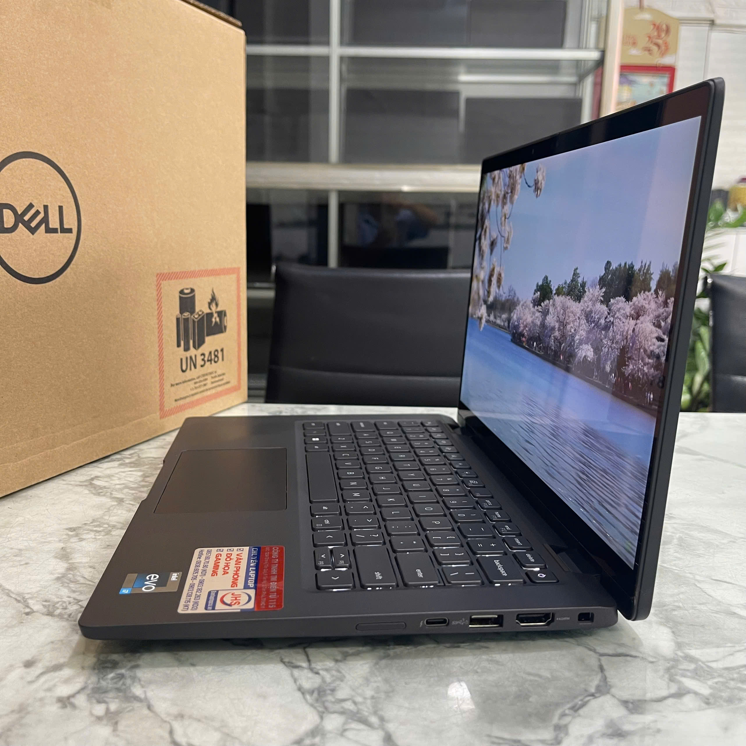 Dell Latitude 7430 2-In-1 Core I7-1255U Ram 16GB Ssd 512GB Màn Hình 14.0″ Inch IPS FullHD Ips Touch Xoay Gập 360