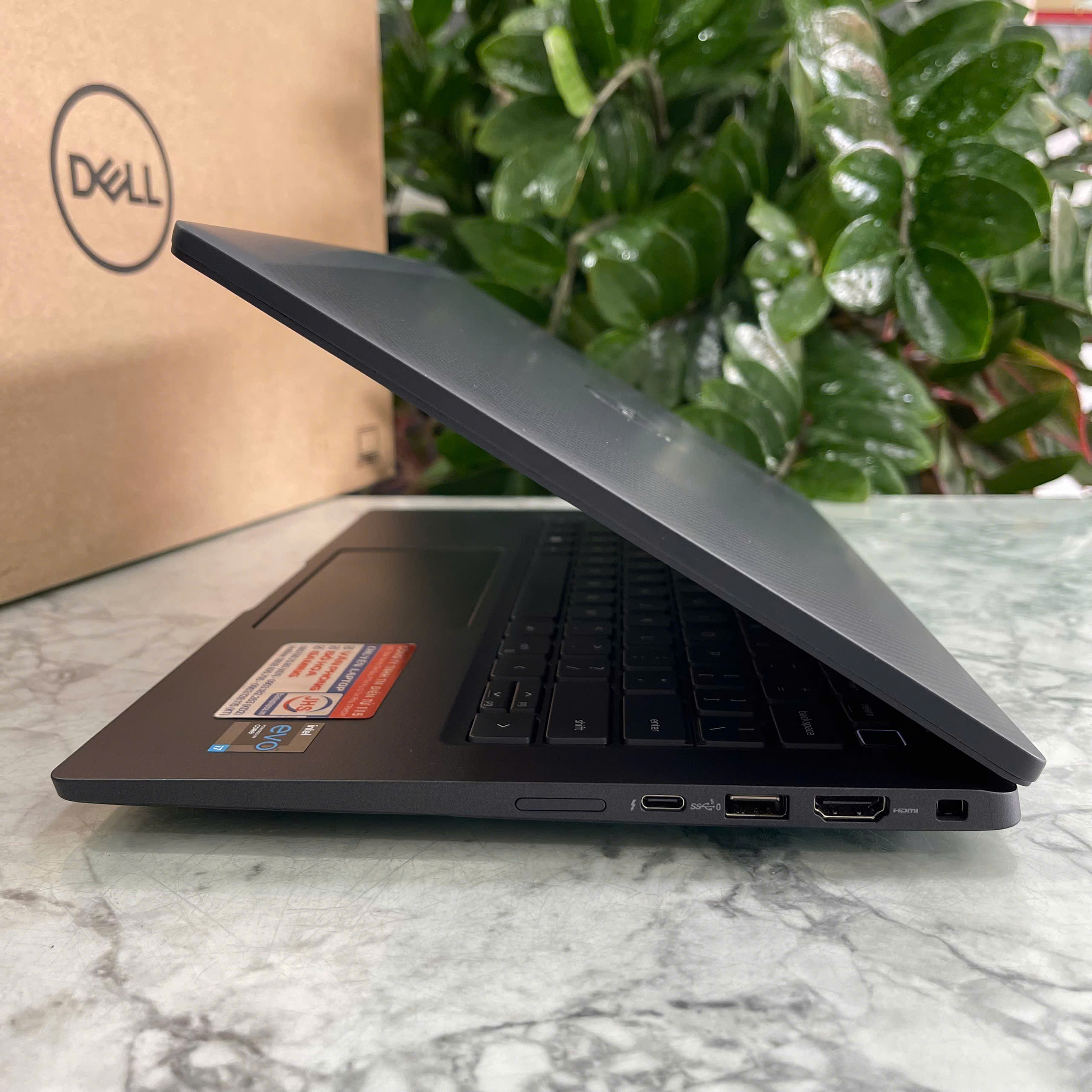 Dell Latitude 7430 Core I7-1265U Ram 32GB Ssd 1.000GB Màn Hình 14.0″ Inch IPS FullHD