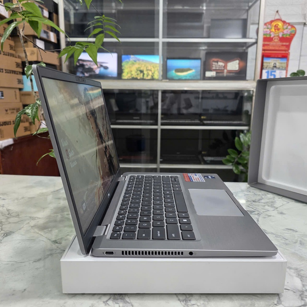 DELL LATITUDE 7430 Vỏ Nhôm Nguyên Khối CORE I7-1265U7 RAM 16GB SSD 256GB MÀN HÌNH : 14.0''Inch Fhd+ Touch