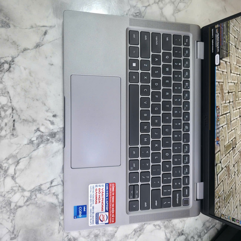 Dell Latitude 7440 Máy LikeNew - Vỏ Nhôm Nguyên Khối CORE I7-1365U RAM 32GB SSD 256GB MÀN HÌNH : 14 Inch 2.5K Touch