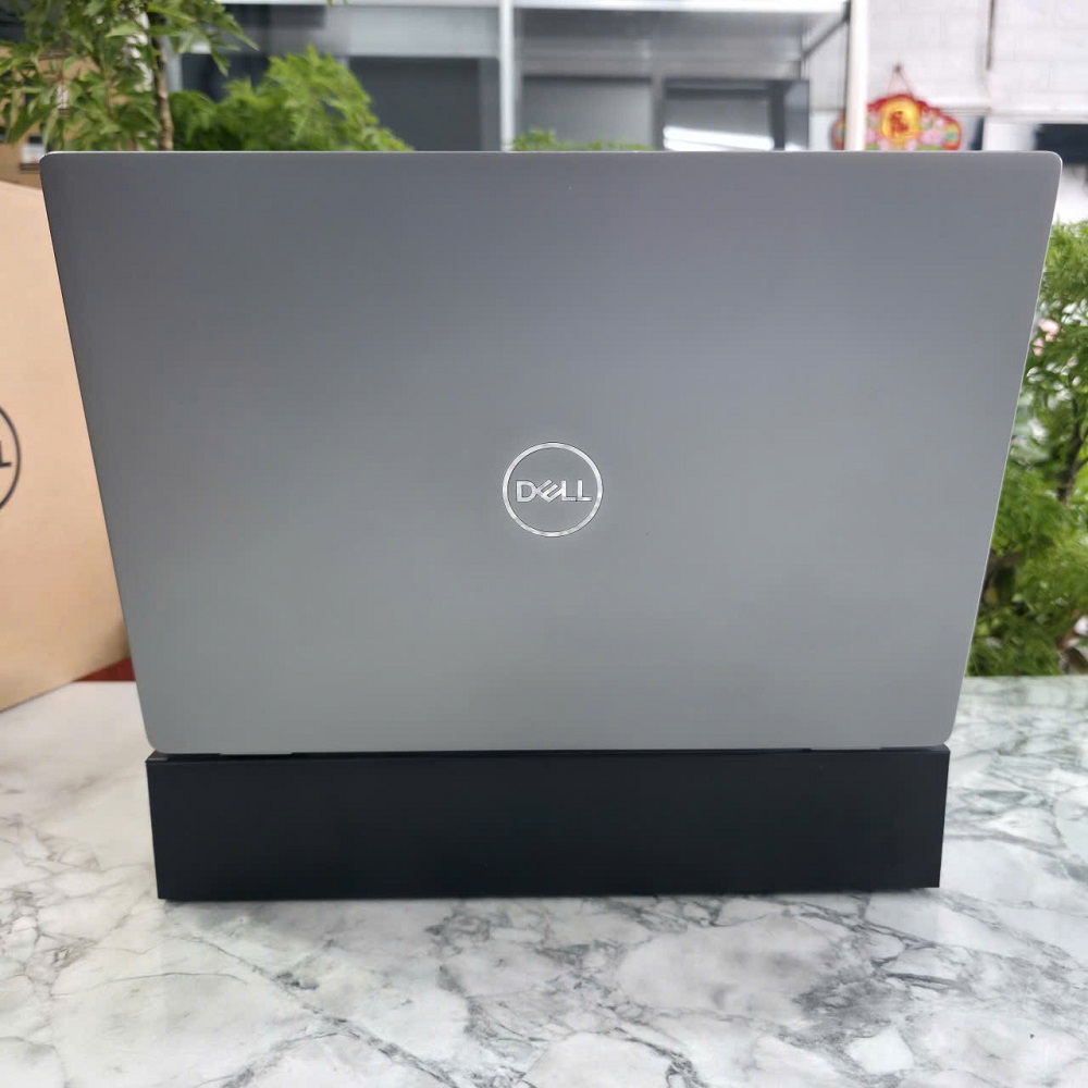 Dell Latitude 7440 Máy LikeNew - Vỏ Nhôm Nguyên Khối CORE I7-1365U RAM 32GB SSD 256GB MÀN HÌNH : 14 Inch 2.5K Touch