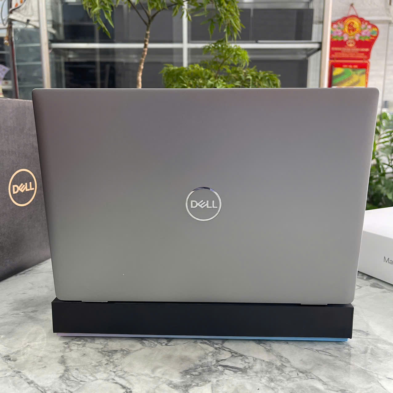 Dell Latitude 7450 Ultra 7 165U Máy LikeNew - Vỏ Nhôm Nguyên Khối RAM 32GB SSD 512GB MÀN HÌNH : 14 Inch FHD+