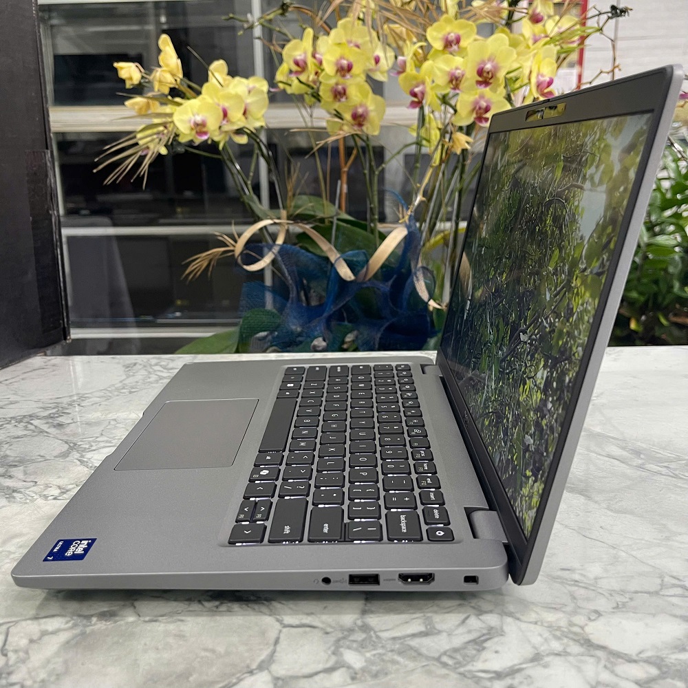 Dell Precision 3490 Ultra 7 155U RAM 16GB SSD 512GB MÀN HÌNH 14″FHD IPS / Copilot AI