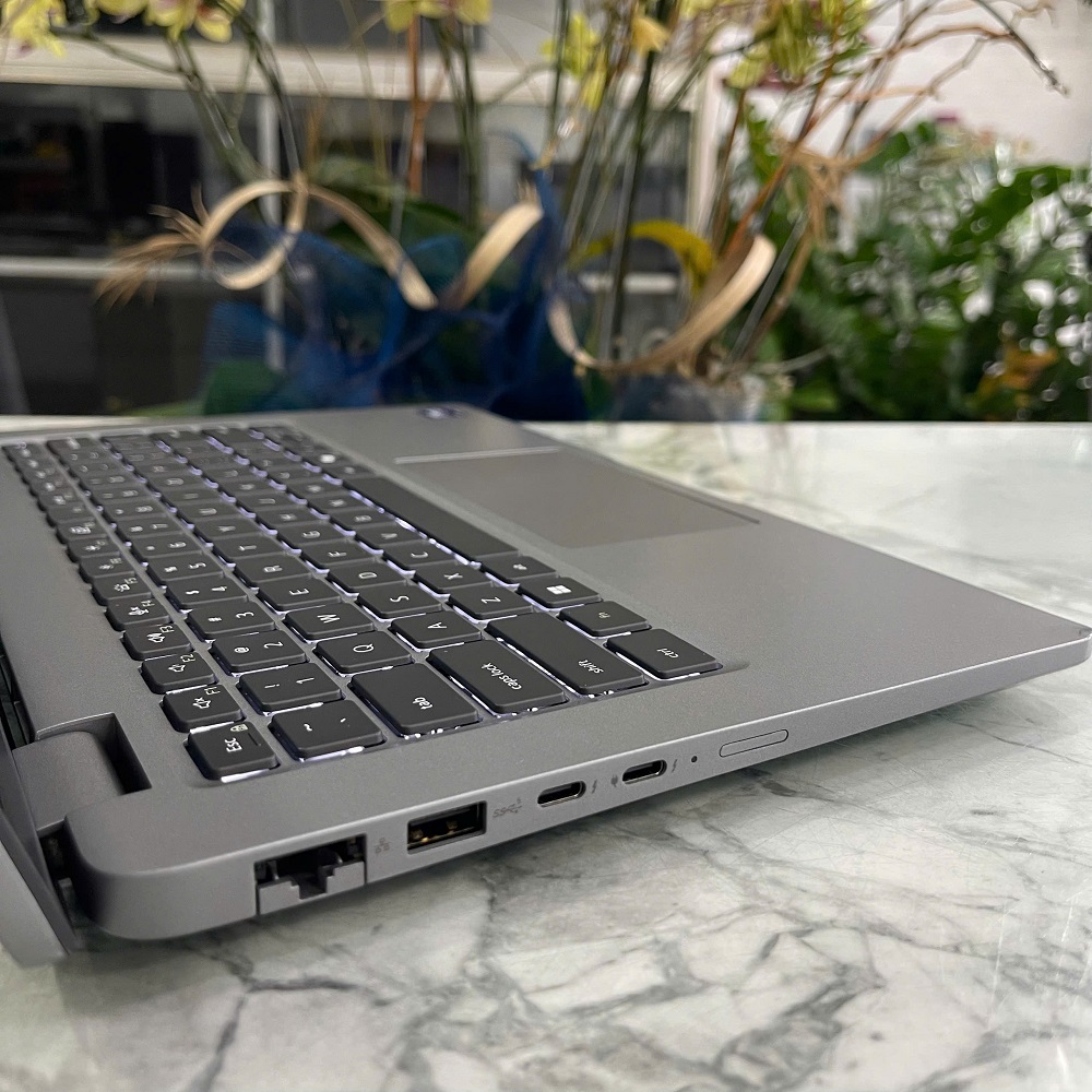 Dell Precision 3490 Ultra 7 155U RAM 16GB SSD 512GB MÀN HÌNH 14″FHD IPS / Copilot AI