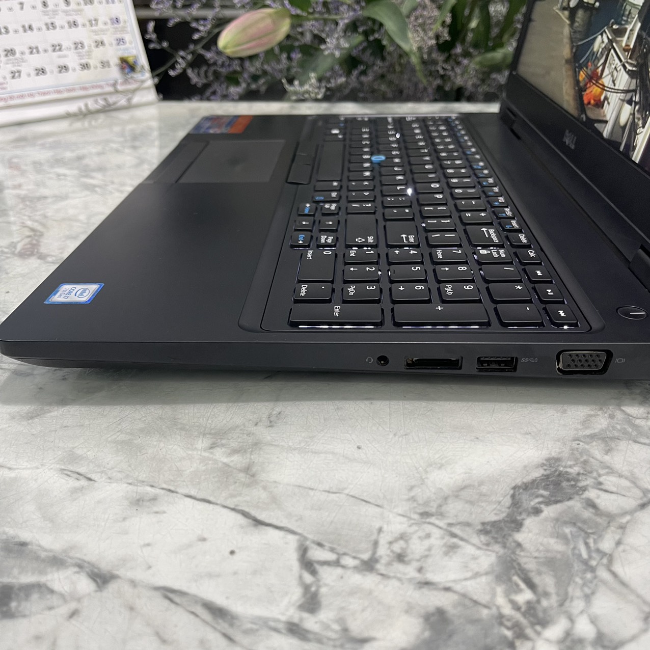 Dell Precision 3520 Core I7-7700HQ Ssd 256gb Ram 16gb VGA Quadro M620 Màn Hình 15,6"Inch Fhd IPS