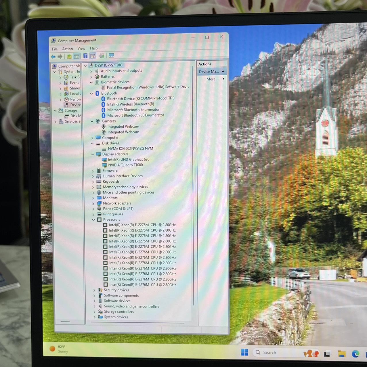 Dell Precision 5540 (MÁY LIKENEW) Xeon E-2276M Ram 32gb Ssd 512gb Nvidia Quadro T1000 Màn Hình 15.6 Fhd IPS