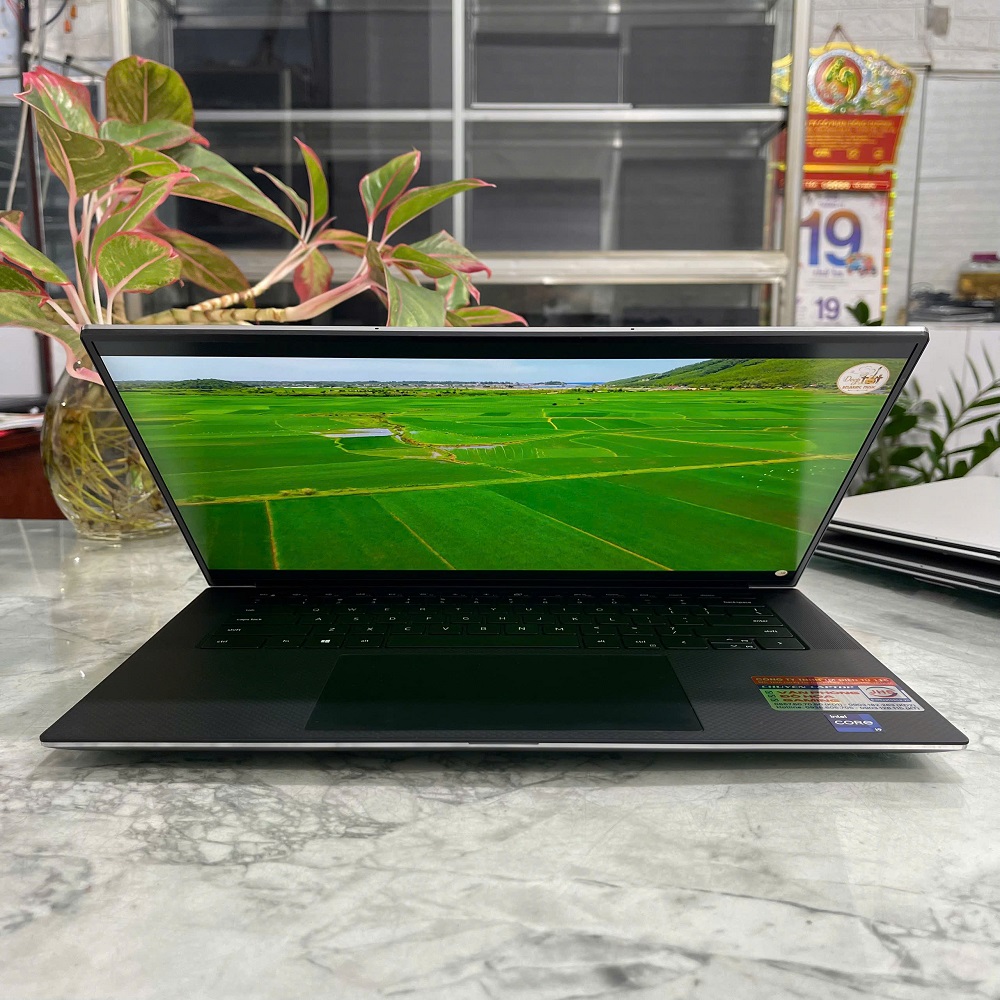 Dell Precision 5560 ( CHUYÊN ĐỒ HỌA GIÁ RẺ ) CORE I9-11950H RAM 32GB SSD 512GB RTX A2000 MÀN HÌNH : 15.6 Inch FHD+