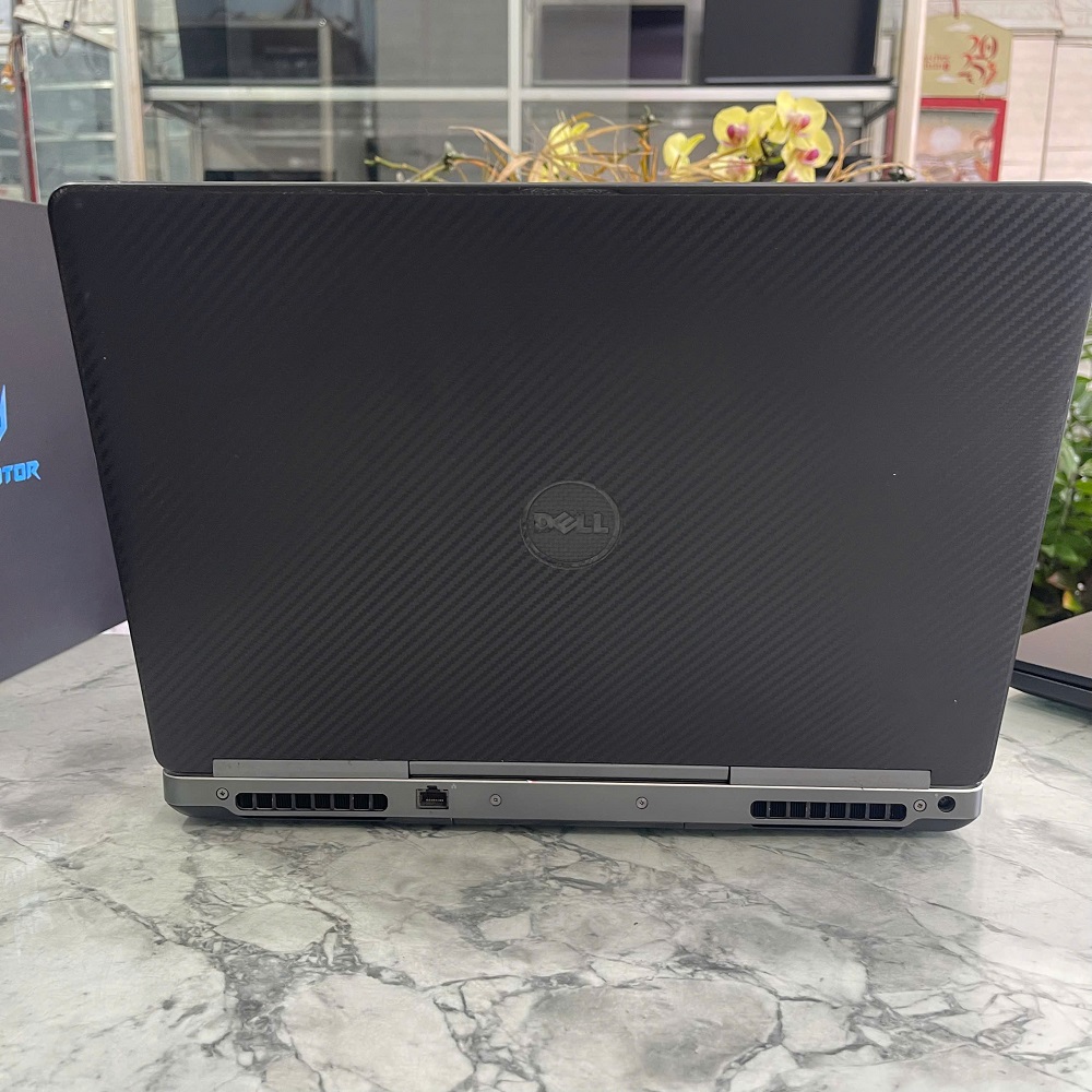 Dell Precision 7520 Xeon E3-1505M RAM 16GB SSD 512GB Quadro M1200 4Gb DDR5 MÀN HÌNH : 15,6 Inch Full HD IPS