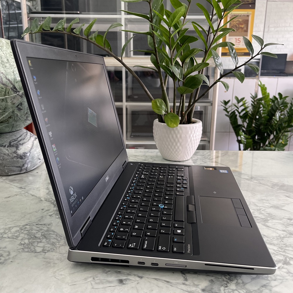 Dell Precision 7530  Core I9-8950HK Ram 32gb Ssd 512gb Quadro P2000(4GB) Màn Hình 15,6" Fhd