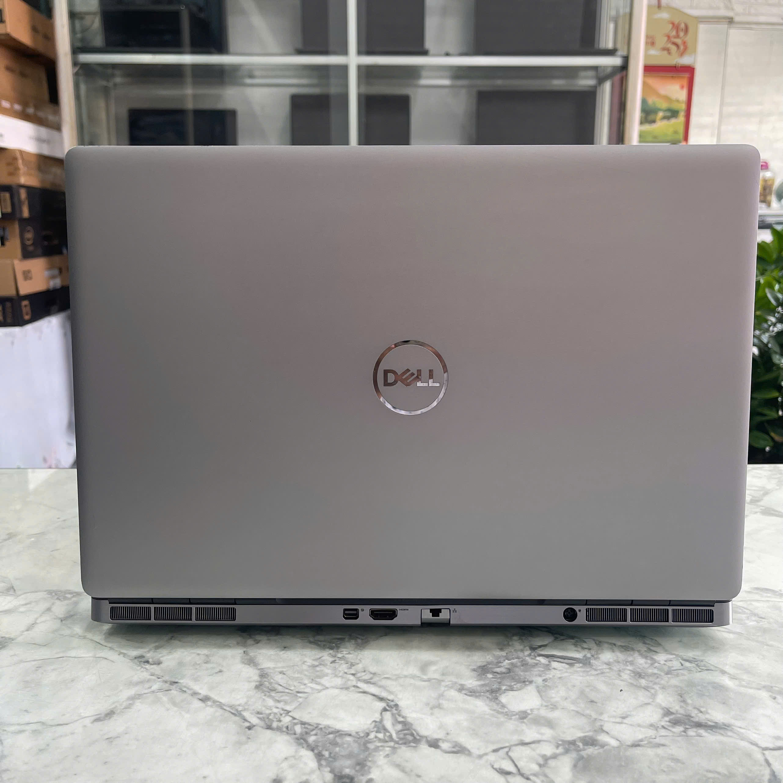 Dell Precision 7560 Core I7-11850H RAM 32GB SSD 512GB VGA Quadro T1200 MÀN : 15.6 Inch FHD IPS
