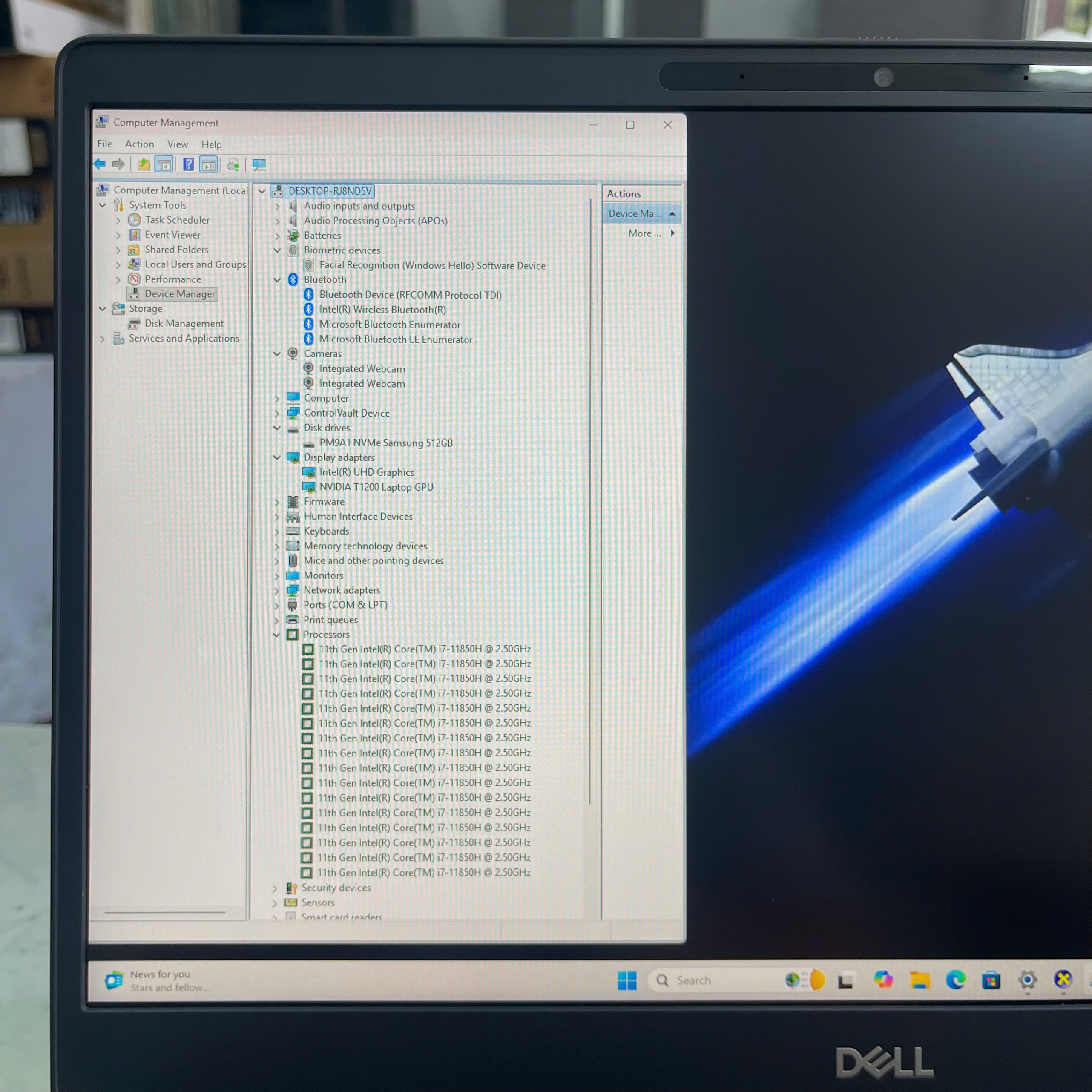 Dell Precision 7560 Core I7-11850H RAM 32GB SSD 512GB VGA Quadro T1200 MÀN : 15.6 Inch FHD IPS