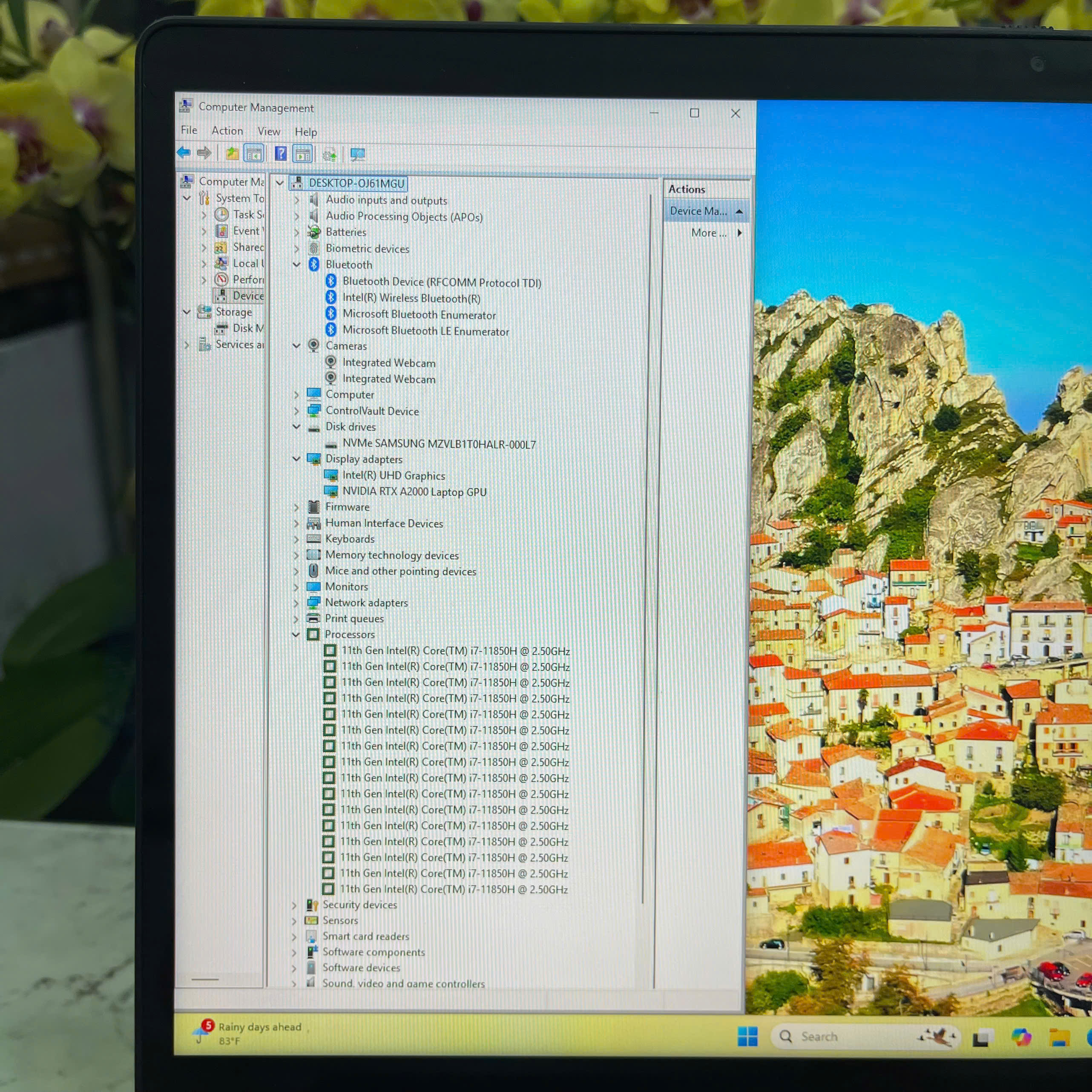 Dell Precision 7560 MÁY TRẠM GIÁ TỐT CORE I7-11850H RAM 32GB SSD 1.000GB RTX A2000 MÀN HÌNH : 15.6 Inch IPS Touch