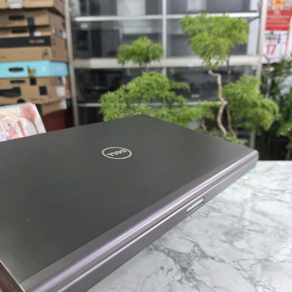 Dell Precision M4600 CORE I7-2860QM RAM 16GB SSD 128GB VÀ 500GB NVIDIA Quadro 2000M MÀN HÌNH : 15.6 INCH FullHD IPS 