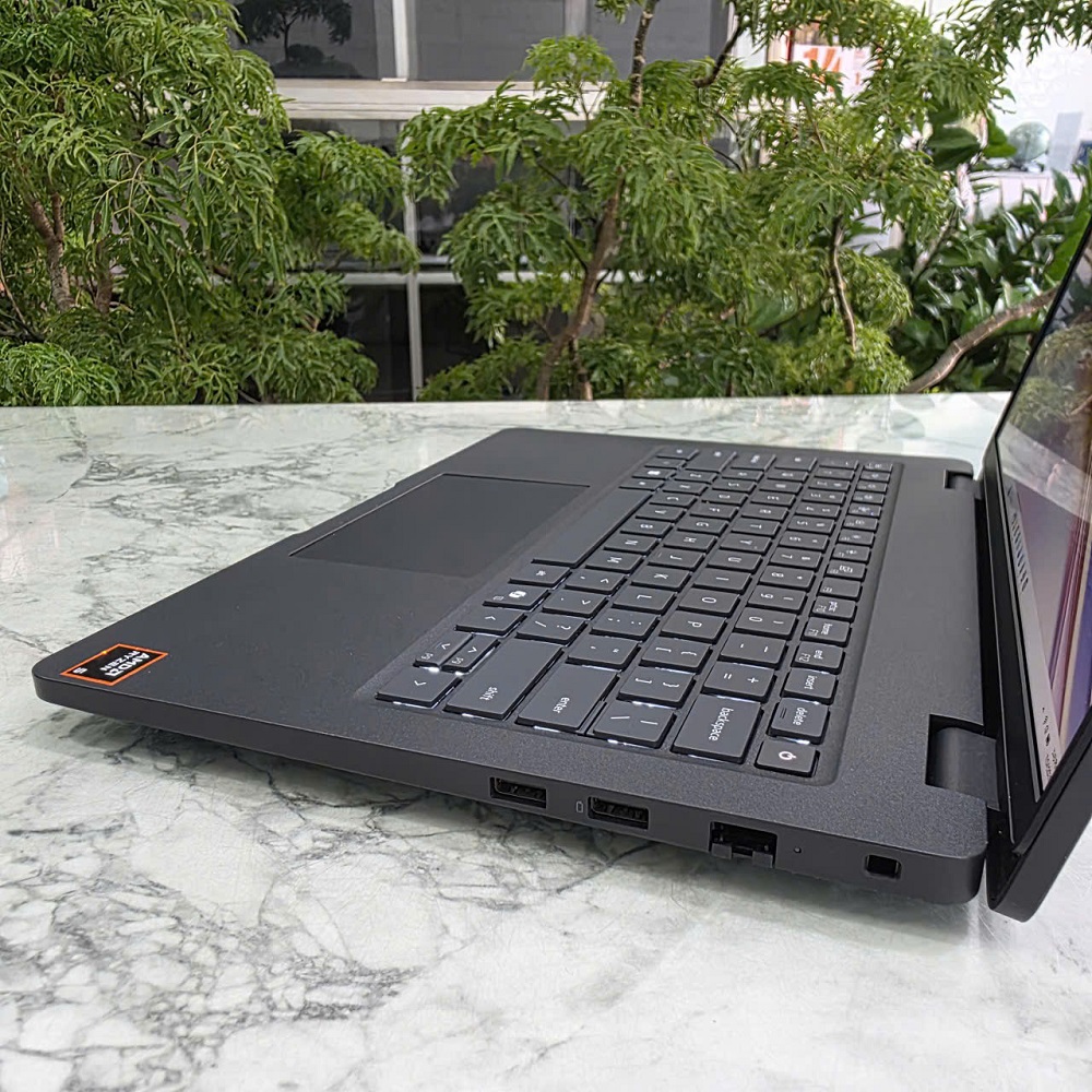Dell Pro 14 PC14255 RYZEN 5- 220w RAM 16GB SSD 512GB MÀN HÌNH : 14 Inch FHD+