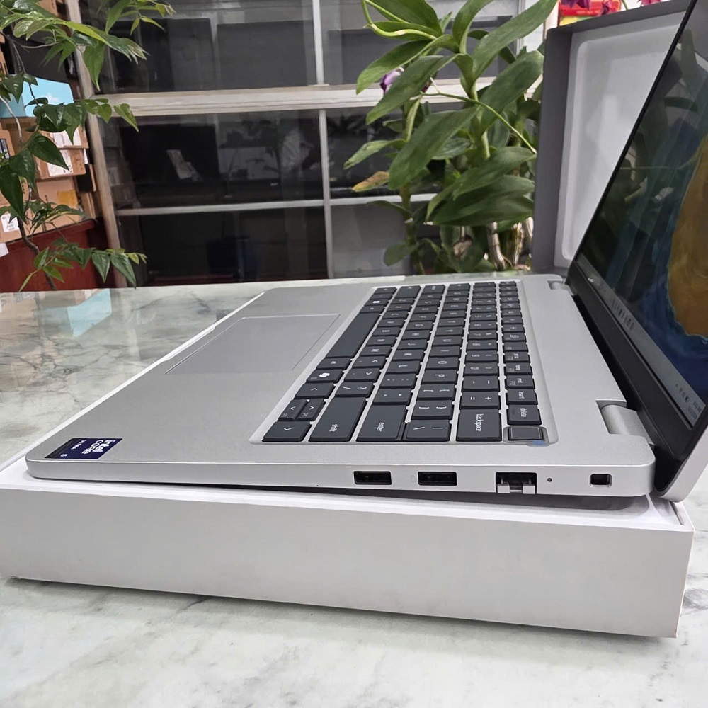 DELL PRO 14 PLUS PB14250 MÁY MỚI SẠC 2 LẦN-BẢO HÀNH CHÍNH HÃNG 2029 ULTRA 5 235U RAM 16GB SSD 512GB MÀN HÌNH : 14.0 Inch FHD+