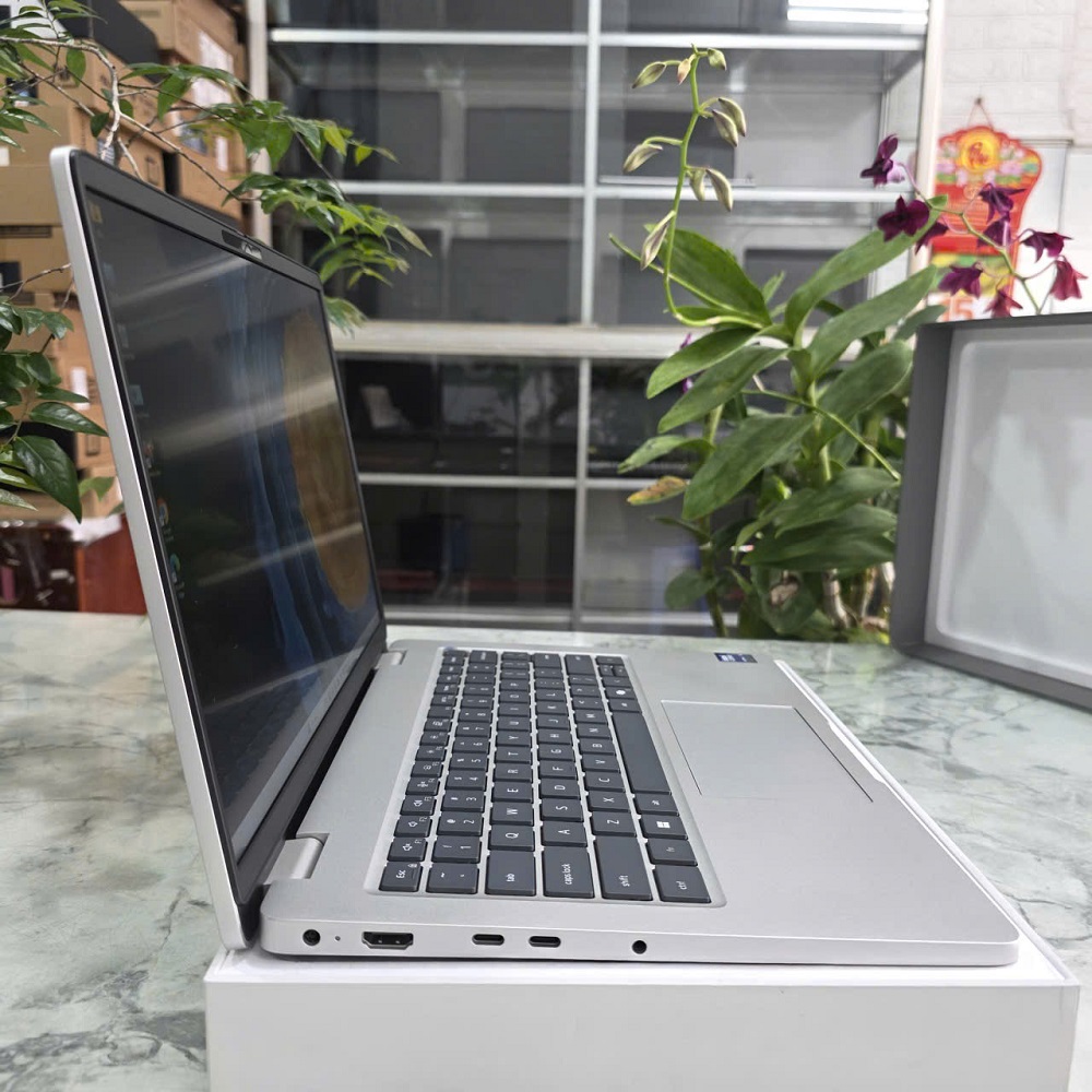 DELL PRO 14 PLUS PB14250 MÁY MỚI SẠC 2 LẦN-BẢO HÀNH CHÍNH HÃNG 2029 ULTRA 5 235U RAM 16GB SSD 512GB MÀN HÌNH : 14.0 Inch FHD+