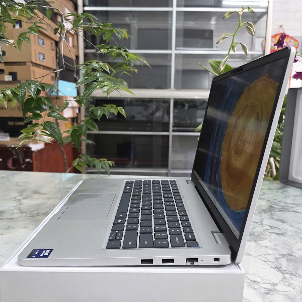 DELL PRO 14 PLUS PB14250 MÁY MỚI SẠC 2 LẦN-BẢO HÀNH CHÍNH HÃNG 2029 ULTRA 5 235U RAM 16GB SSD 512GB MÀN HÌNH : 14.0 Inch FHD+