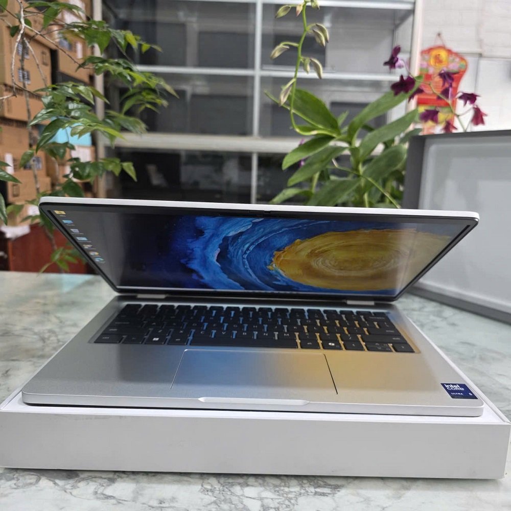 DELL PRO 14 PLUS PB14250 MÁY MỚI SẠC 2 LẦN-BẢO HÀNH CHÍNH HÃNG 2029 ULTRA 5 235U RAM 16GB SSD 512GB MÀN HÌNH : 14.0 Inch FHD+