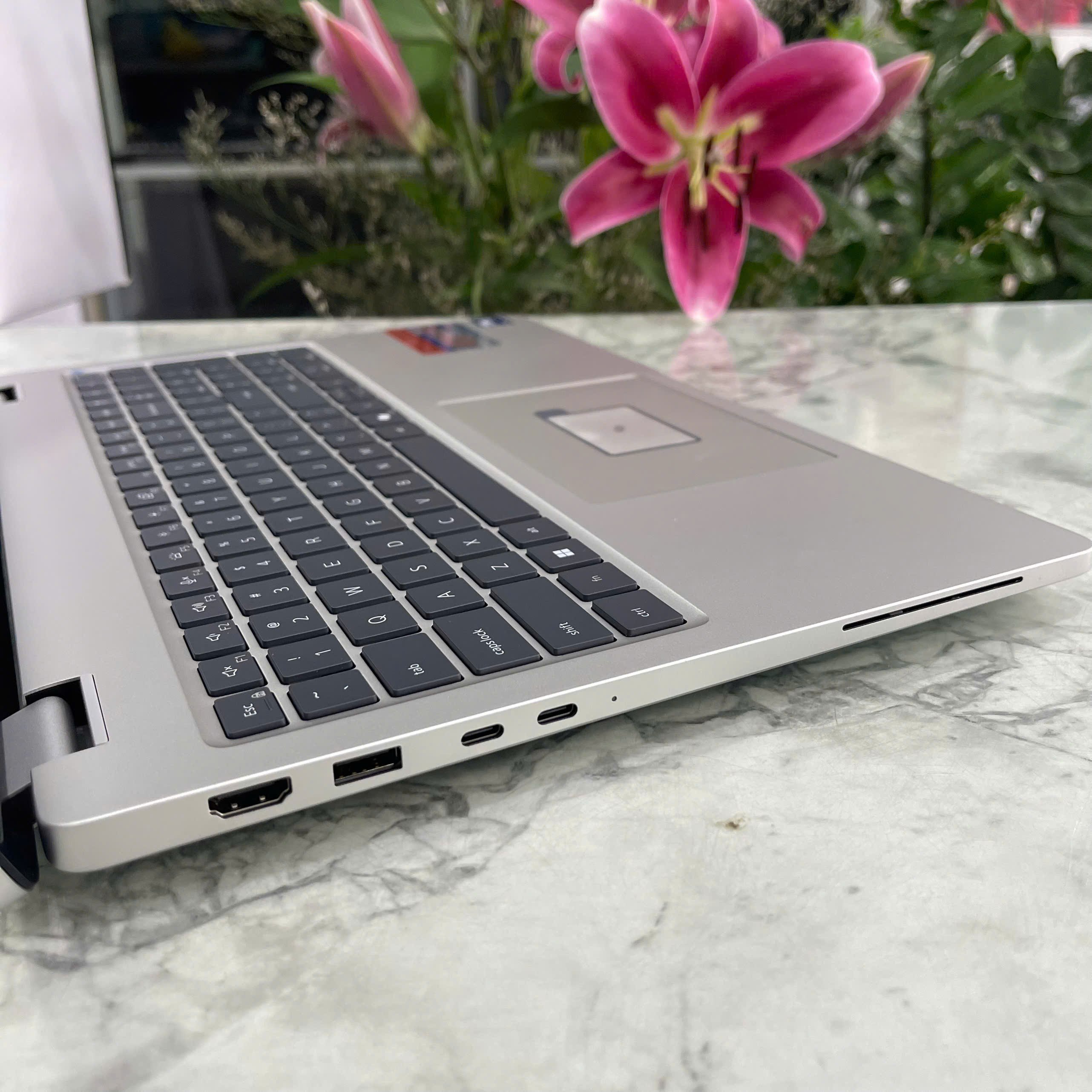 Dell Pro 16 Plus PB16250 (2025)  Ultra 5 236V Ram 16GB Ssd 512GB Arc 130V 8GB Màn hình : 16 Inch FHD+, 300 nit