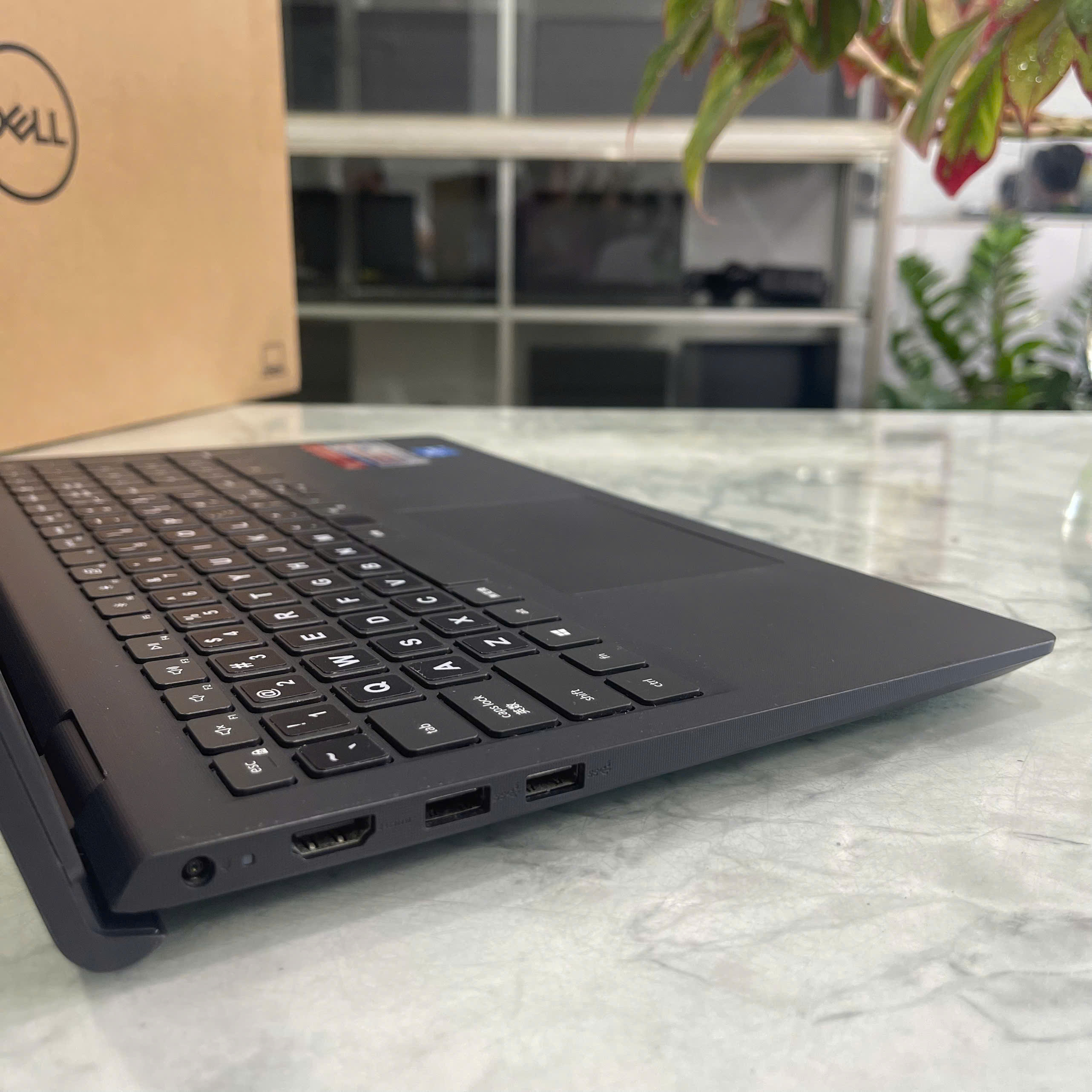 Dell Vostro 15 3510 Core™ I5-1135G7 Ram 8GB Ssd 256GB Màn Hình : 15.6 Inch  FullHD IPS 