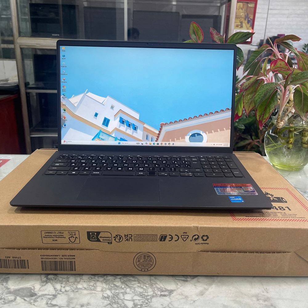Dell Vostro 15 3510 CORE™ I5-1135G7 RAM 8GB SSD 256GB NVIDIA MX350 2GB MÀN HÌNH : 15.6 Inch IPS