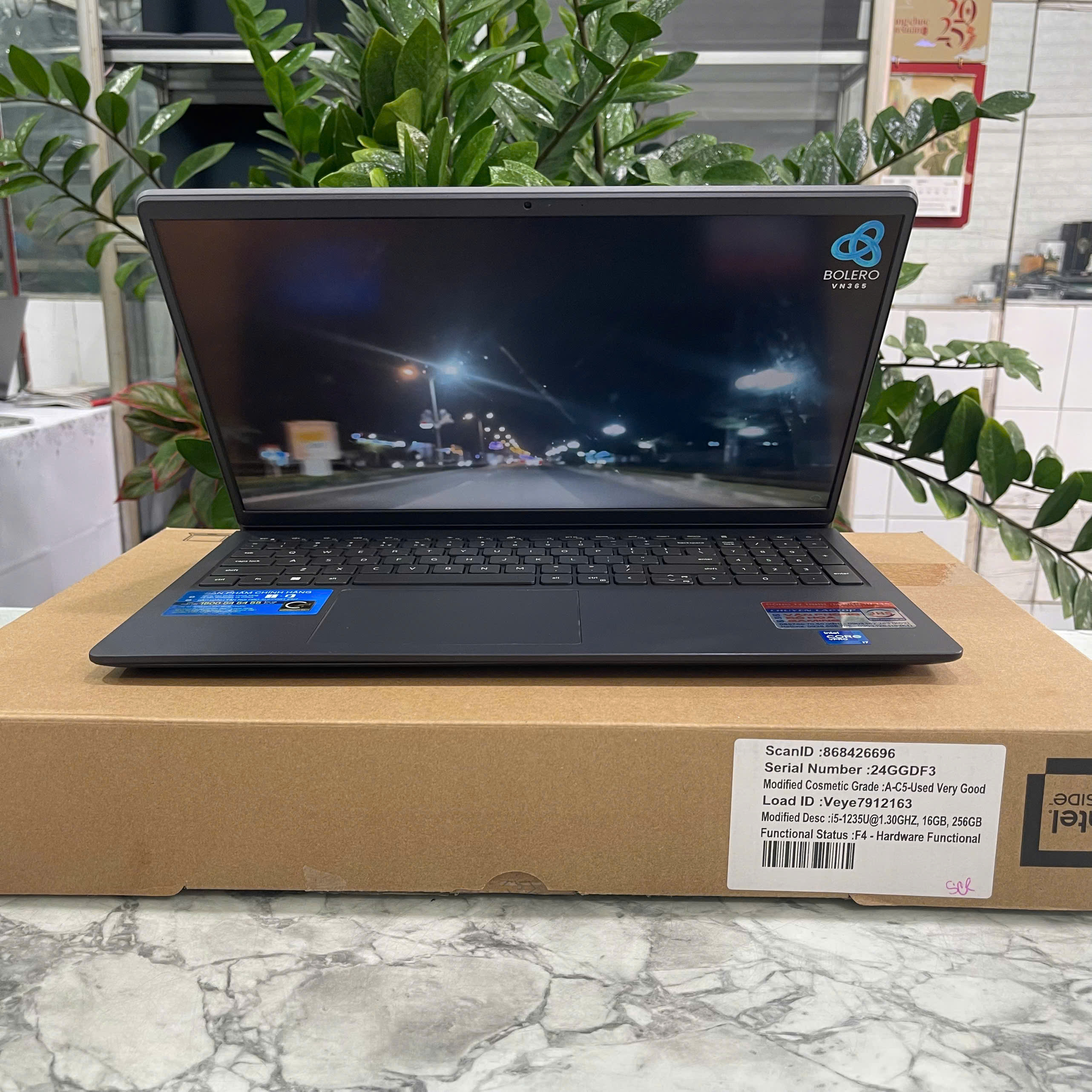 Dell Vostro 3520 Core I5-1235U Ram 8GB Ssd 512GB Màn Hình : Màn Hình : 16.1Inch FHD IPS 120Hz