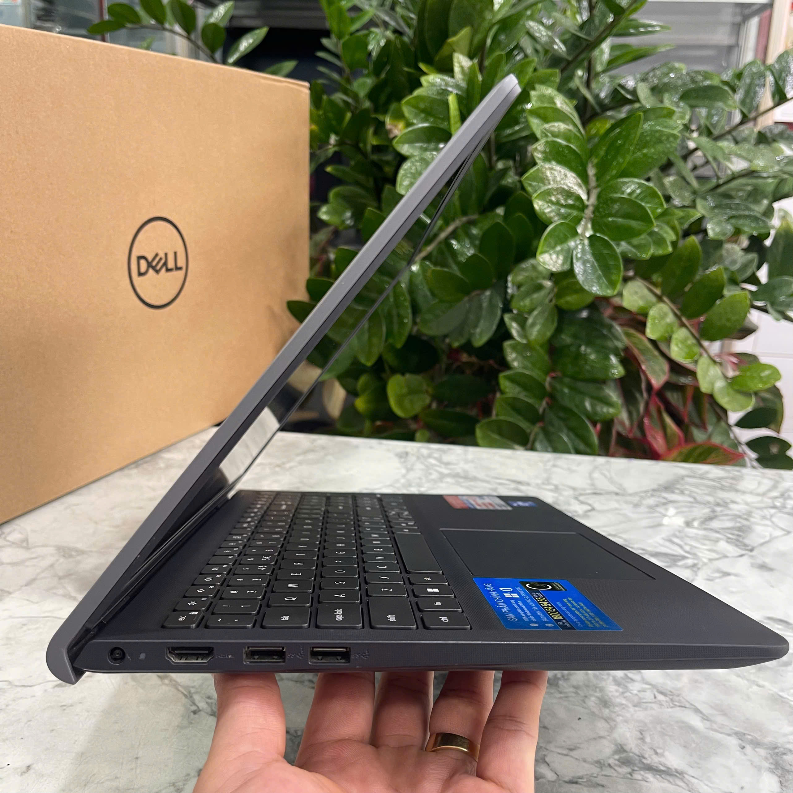 Dell Vostro 3520 Core I5-1235U Ram 8GB Ssd 512GB Màn Hình : Màn Hình : 16.1Inch FHD IPS 120Hz