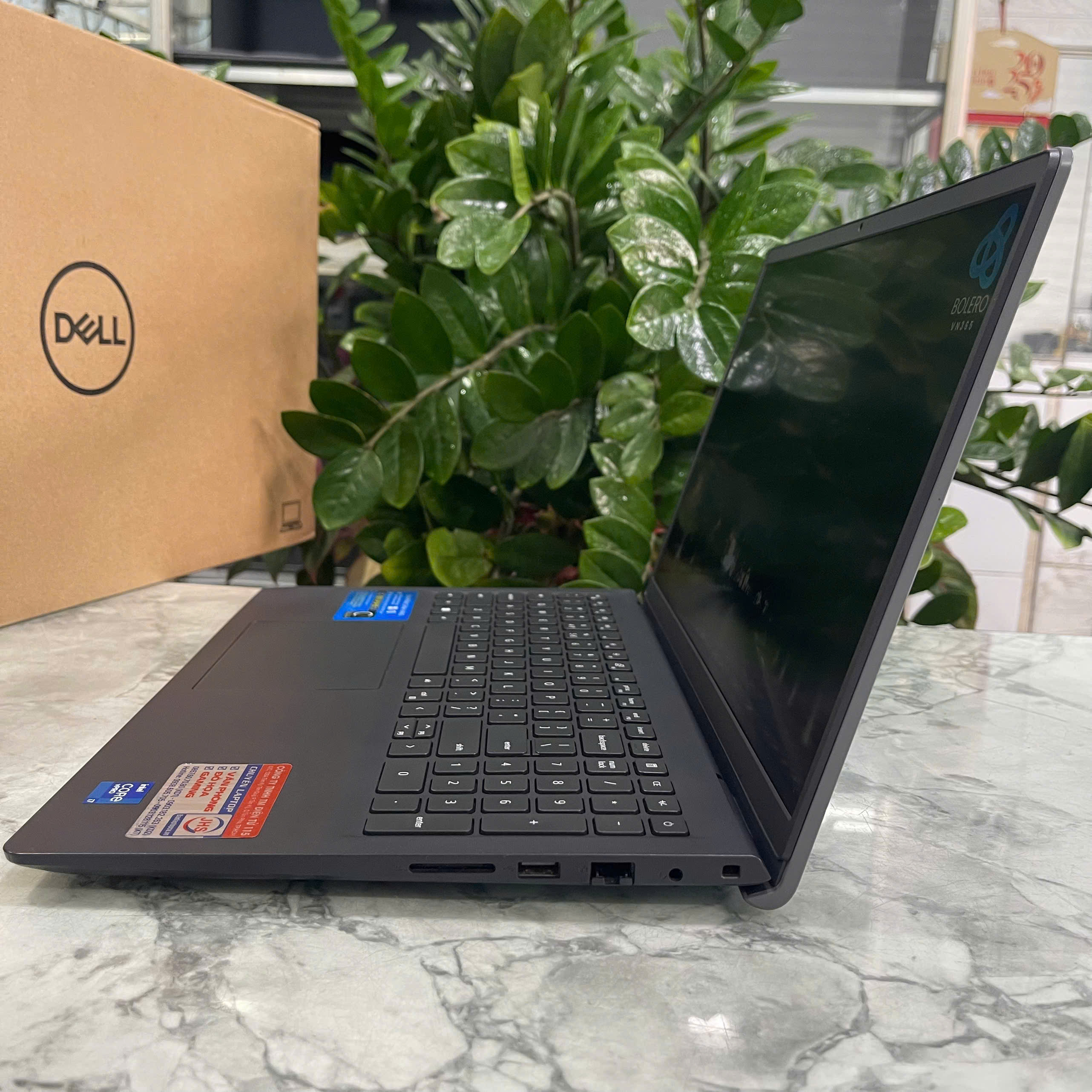 Dell Vostro 3520 Core I5-1235U Ram 8GB Ssd 512GB Màn Hình : Màn Hình : 16.1Inch FHD IPS 120Hz