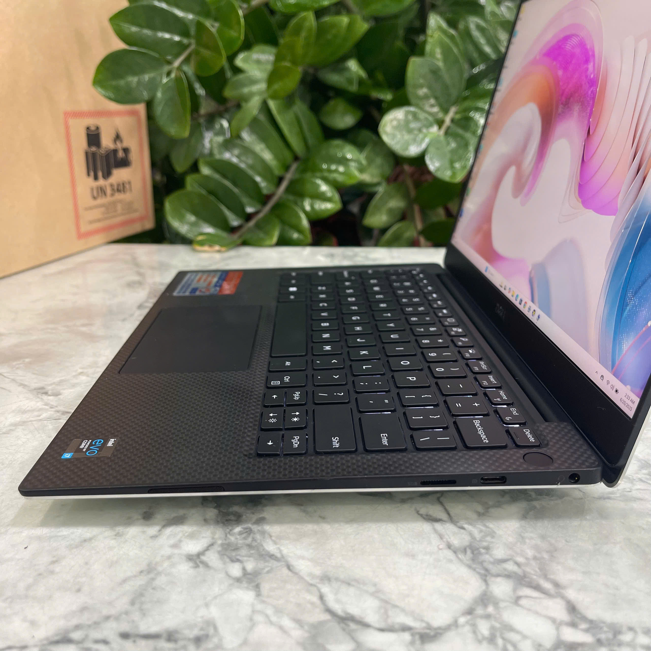 Dell XPS 13 9305 Core I7-1165G7 Ram 16GB SSD 512GB Màn Hình 13.3″ Inch IPS FullHD