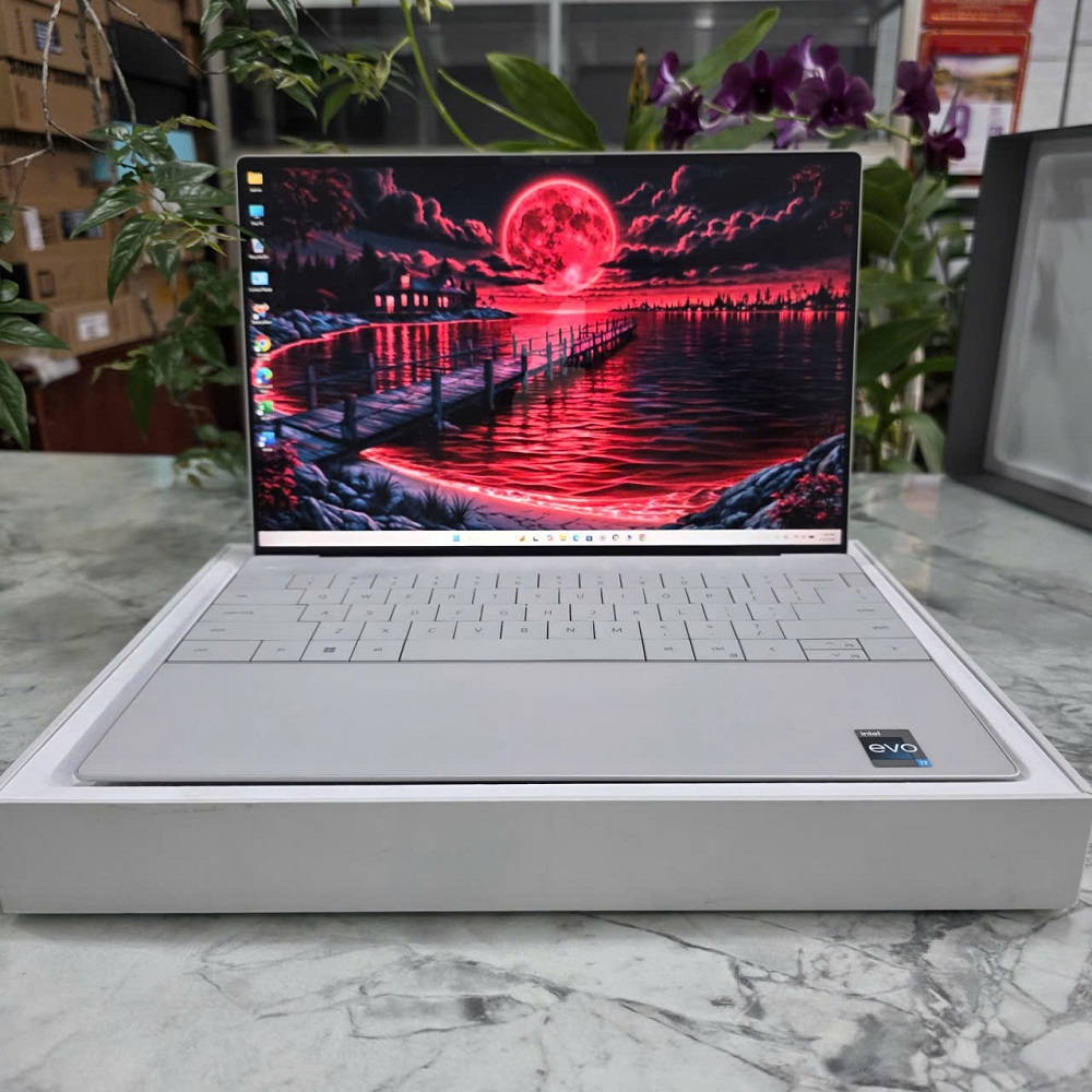 Dell XPS 13 Plus 9320 CORE I7-1260P RAM 16GB SSD 512GB MÀN HÌNH : 13.4″FHD+ 500-nit