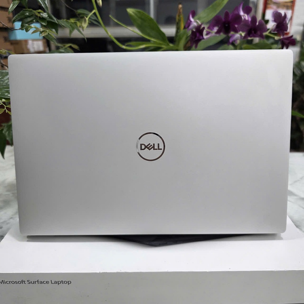 Dell XPS 13 Plus 9320 CORE I7-1260P RAM 16GB SSD 512GB MÀN HÌNH : 13.4″FHD+ 500-nit