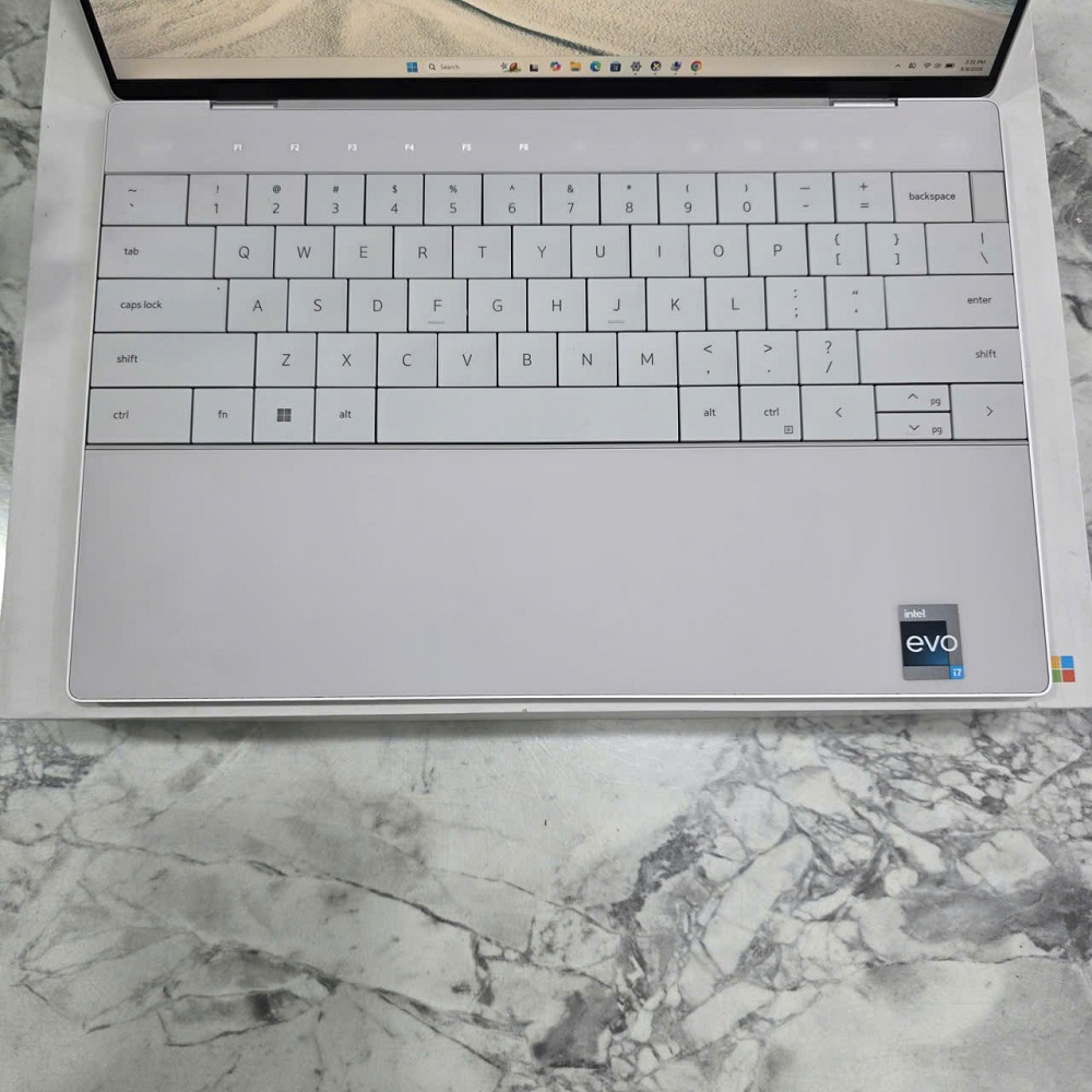 Dell XPS 13 Plus 9320 CORE I7-1260P RAM 16GB SSD 512GB MÀN HÌNH : 13.4″FHD+ 500-nit