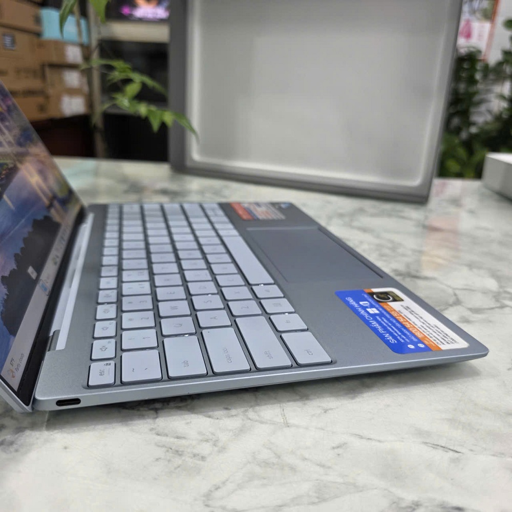 DELL XPS 9315 MÀU XANH (Sky) CORE I5-1230U RAM 8GB SSD 512GB MÀN HÌNH : 13.4 Inch FHD+