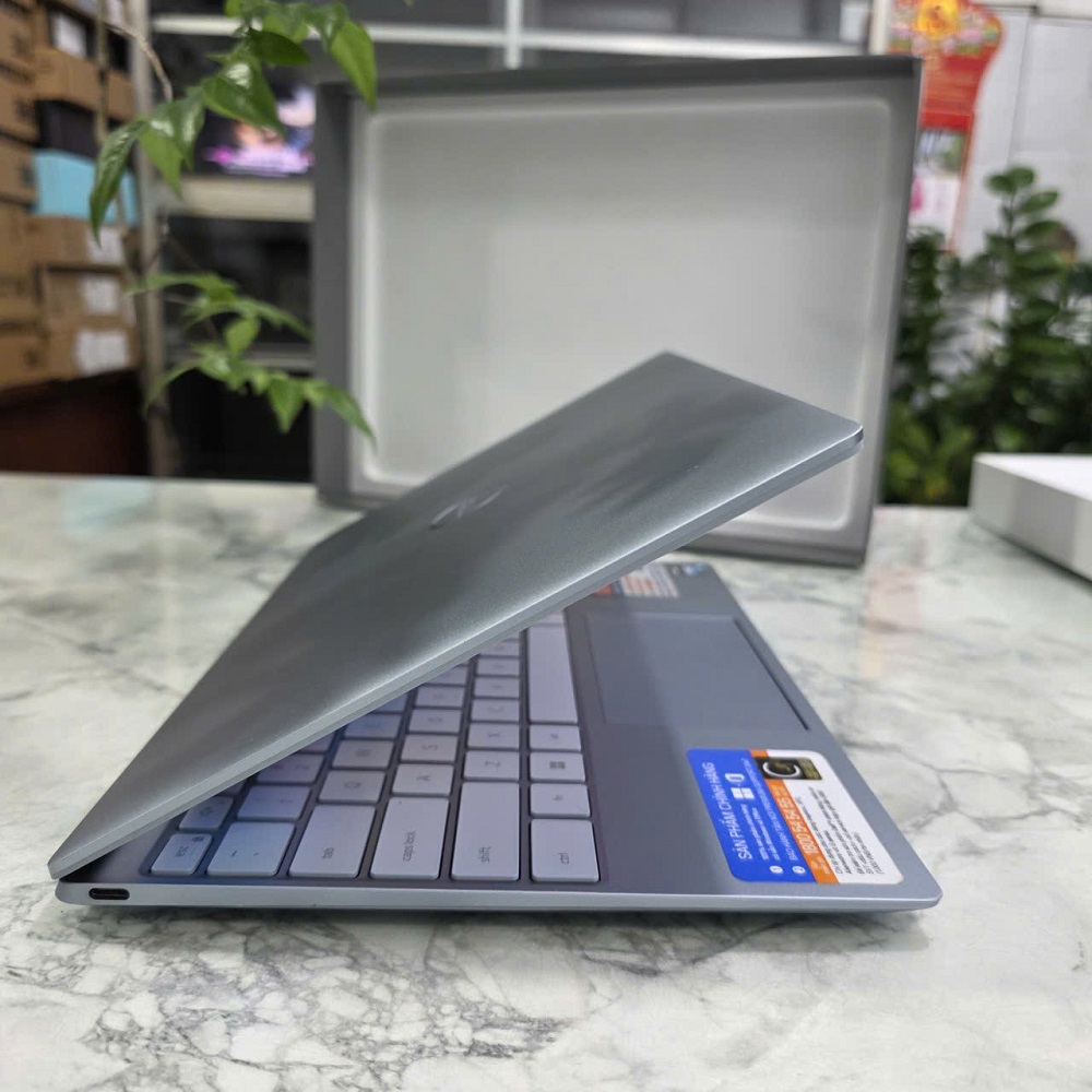 DELL XPS 9315 MÀU XANH (Sky) CORE I5-1230U RAM 8GB SSD 512GB MÀN HÌNH : 13.4 Inch FHD+