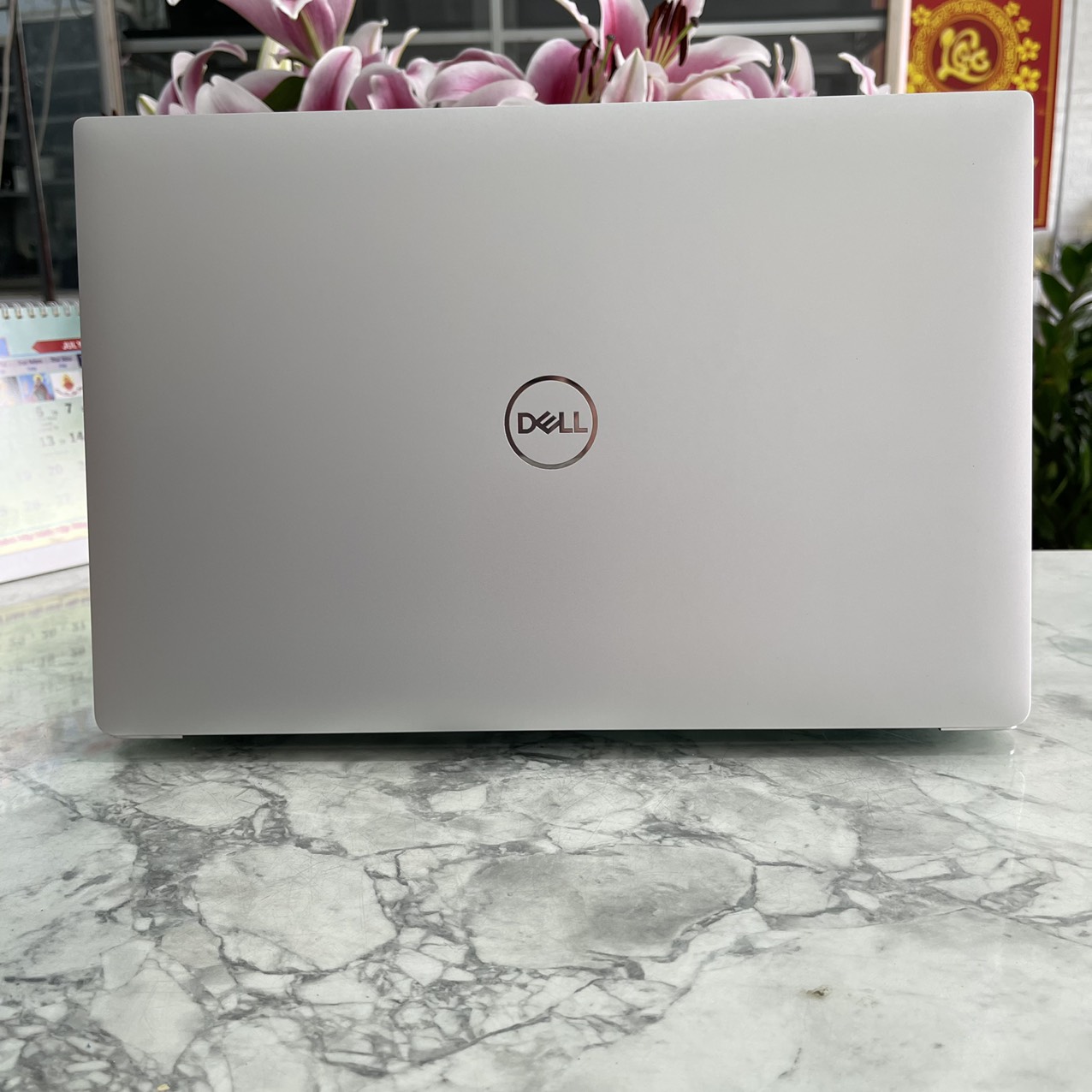  Dell XPS 15 7590 Core I7-9750H Ram 16gb Ssd 512gb Card RTX 1650 4GB Màn Hình 15.6''Inch Fhd