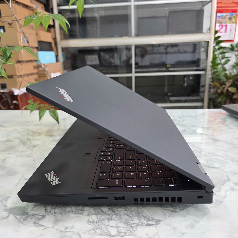 ĐỒ HỌA - GAMING LENOVO THINKPAD P15 GEN 1 CORE I7-11850H RAM 16GB SSD 512GB NVIDIA Quadro T2000 4GB GDDR5 MÀN HÌNH : 15.6''Inch Fhd IPS