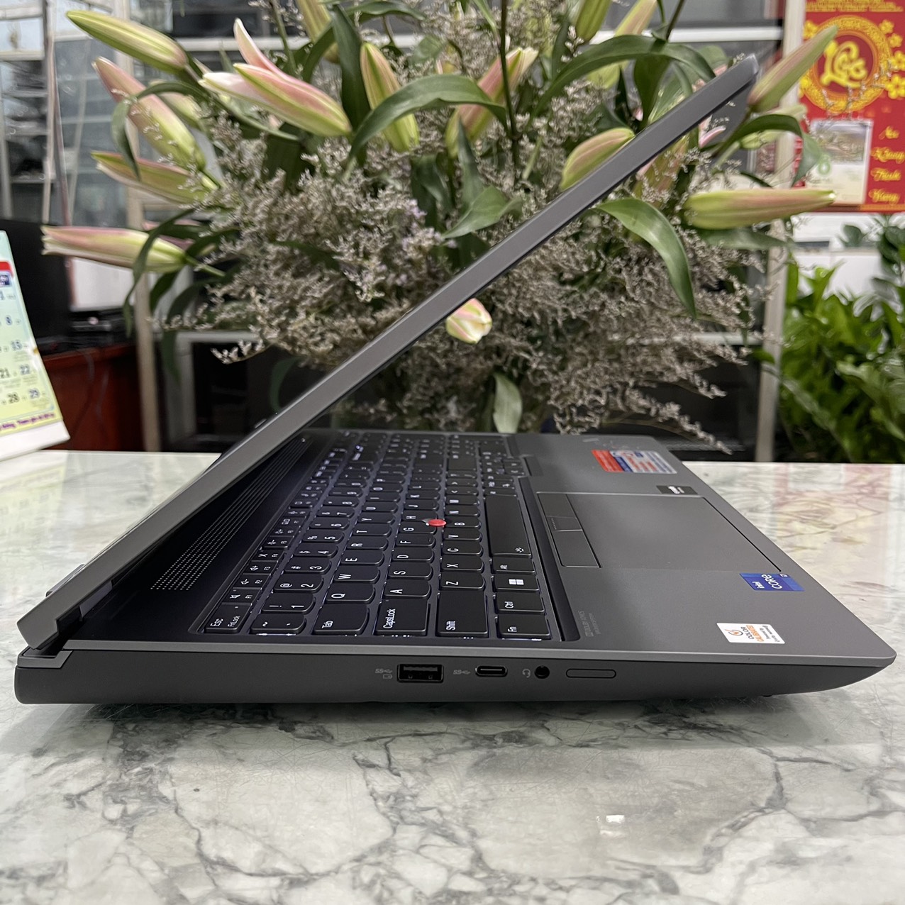 Đồ Họa - Gaming Lenovo ThinkPad P16 Gen1 Core I7-12850HX Ram 64gb Ssd 1.000gb Và 500gb Ssd  Card RTX A3000 12GB GDDR6  Màn Hình 16" QHD.