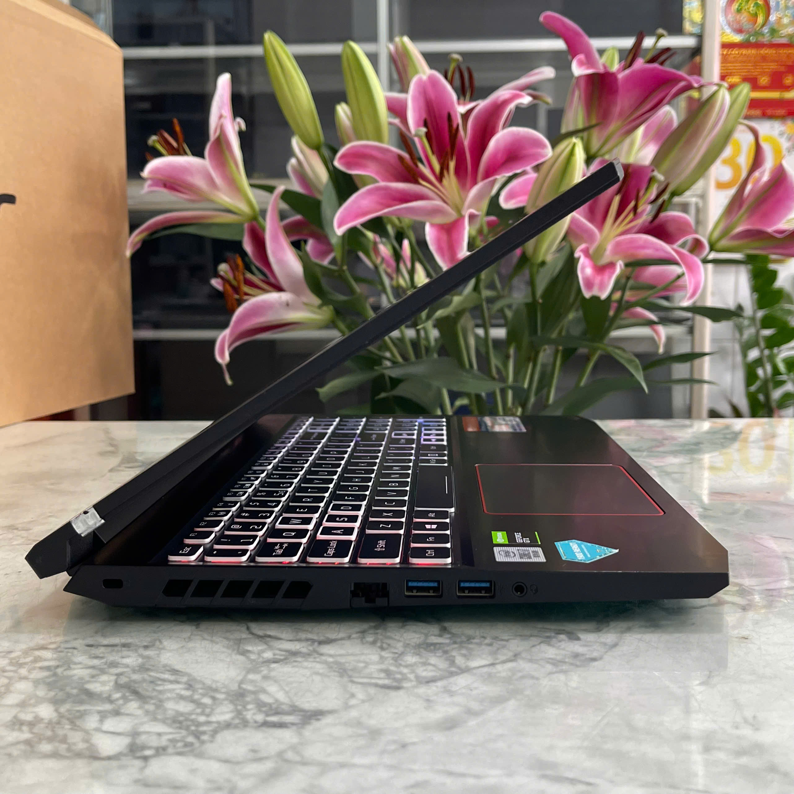 Gaming - Đồ Họa  Acer Nitro 5 AN515-55-77P9  Core I7-10750H Ram 8gb Ssd 512gb Nvidia GTX 1650Ti 4GB Màn Hình 15.6″ FHD IPS 144Hz.